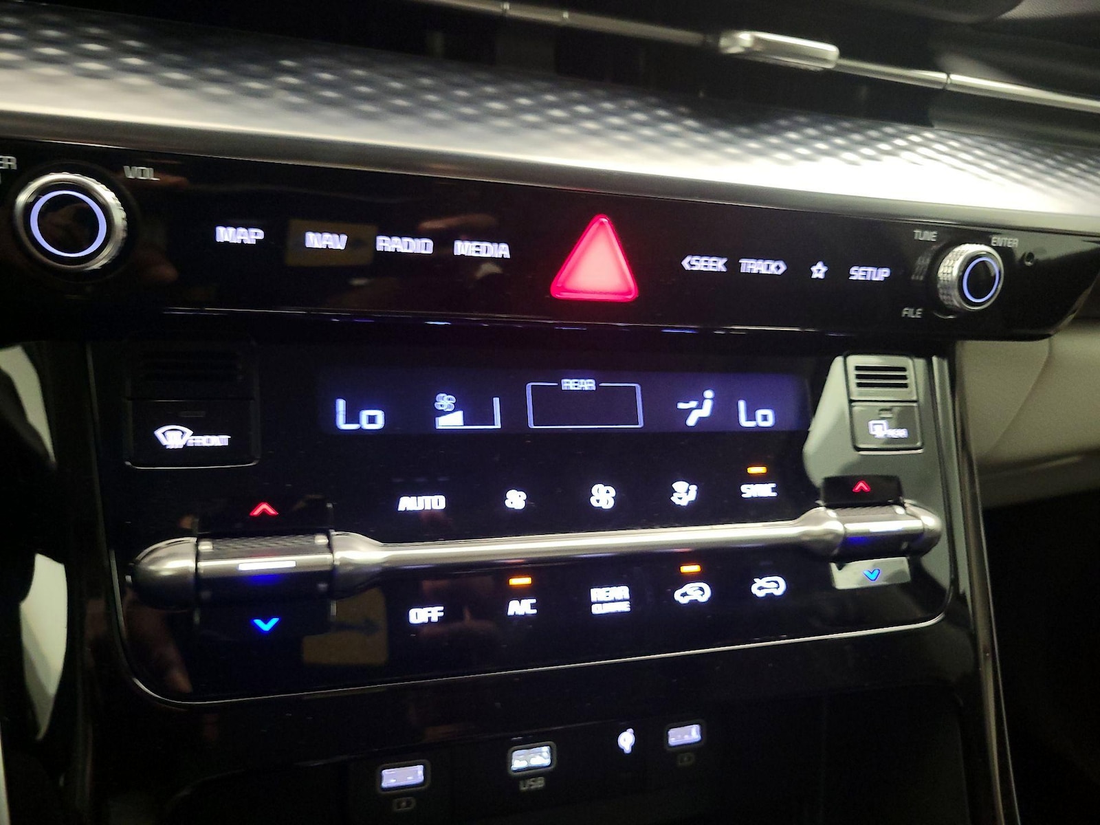 2024 Kia Carnival SX Prestige - Photo 15