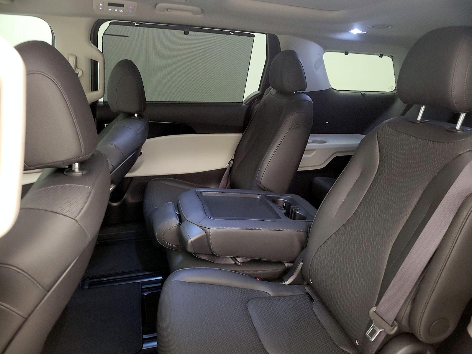 2024 Kia Carnival SX Prestige - Photo 19