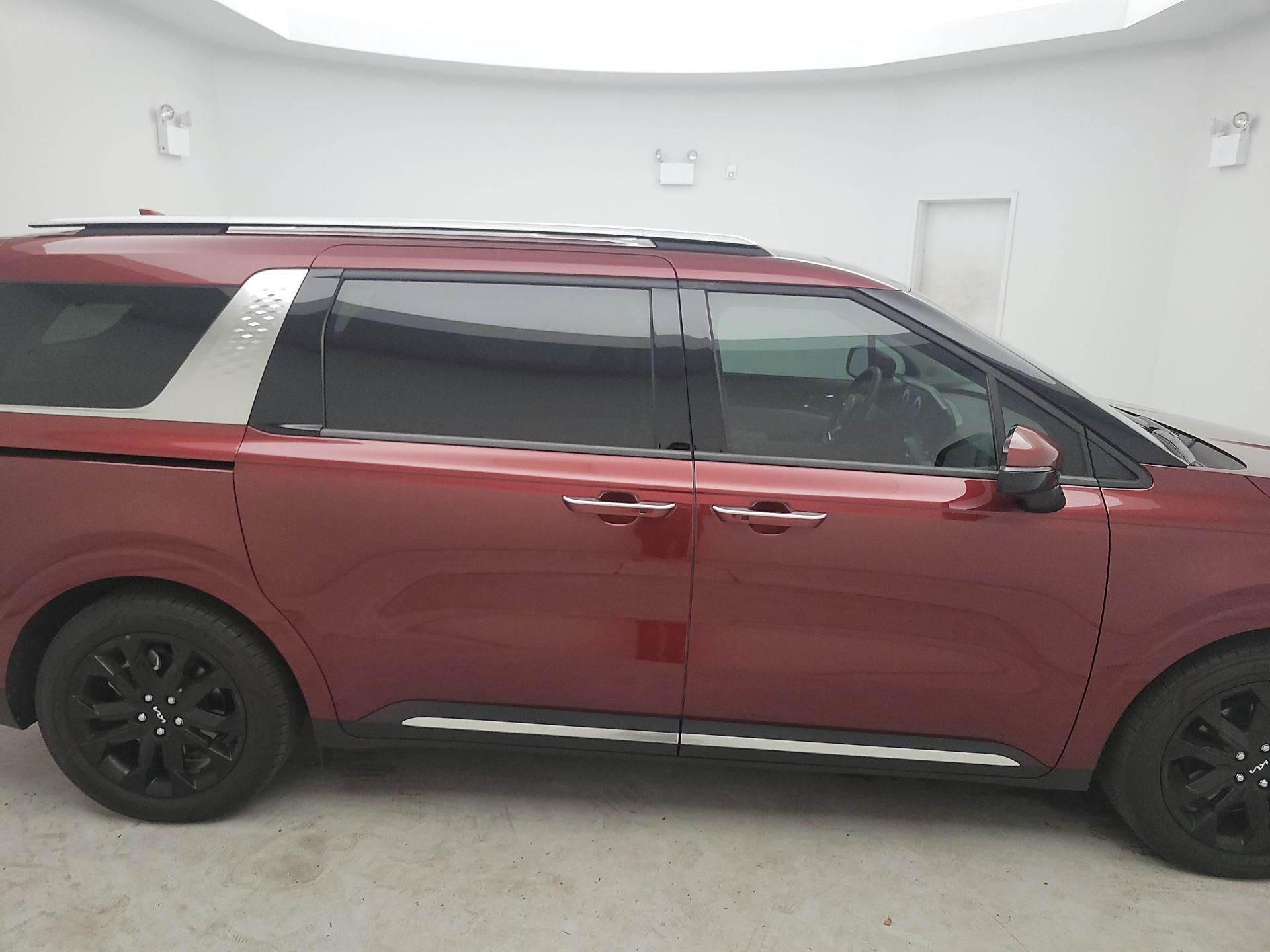 Thumbnail: 2024 Kia Carnival - 4