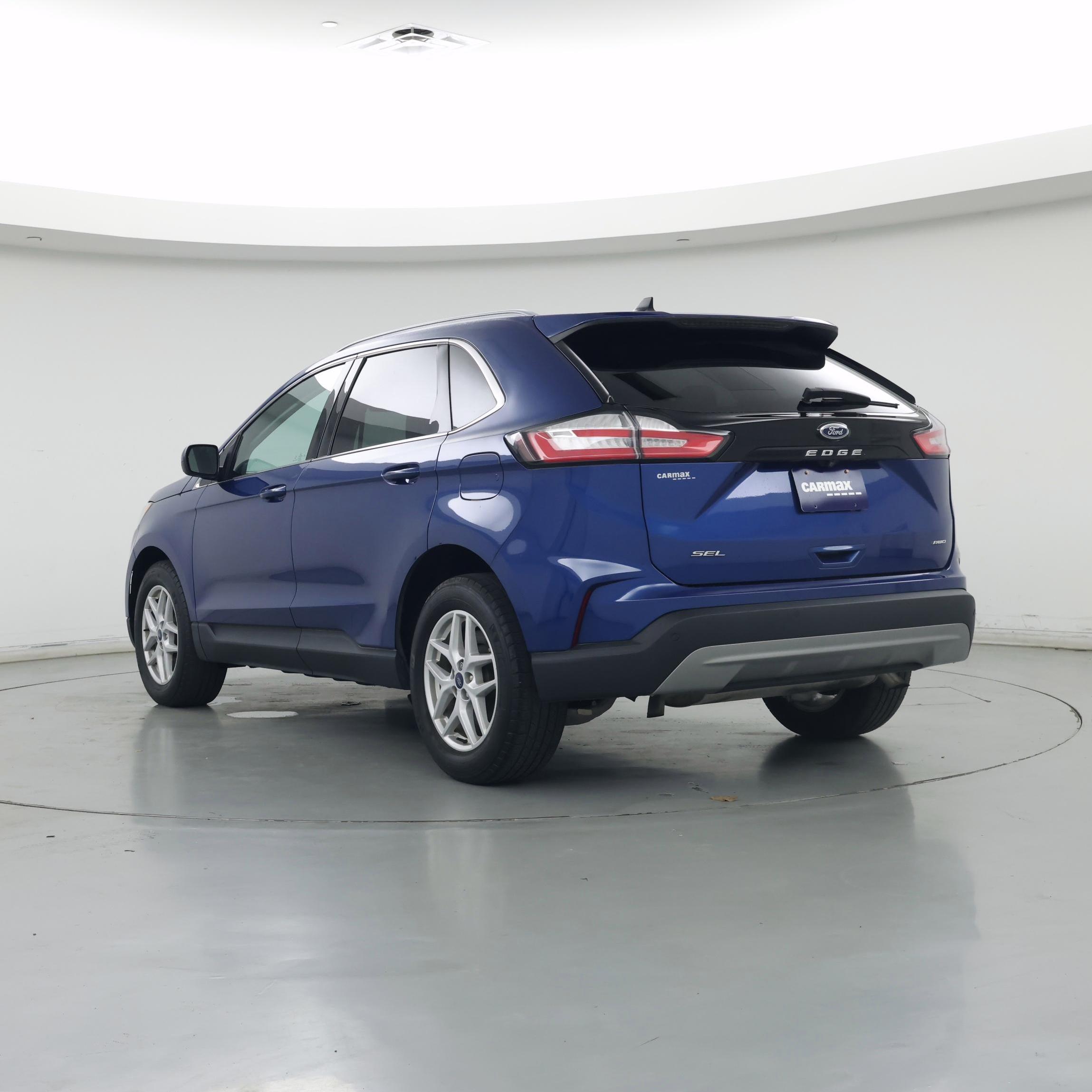 Thumbnail: 2021 Ford Edge - 2