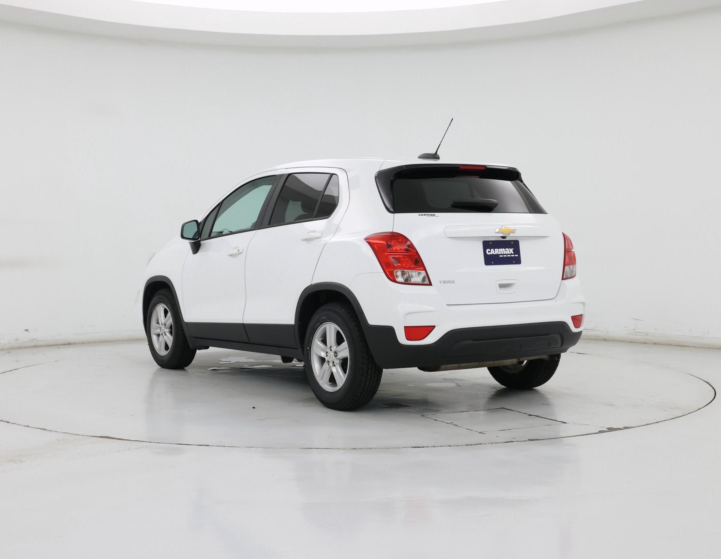 Thumbnail: 2020 Chevrolet Trax - 2