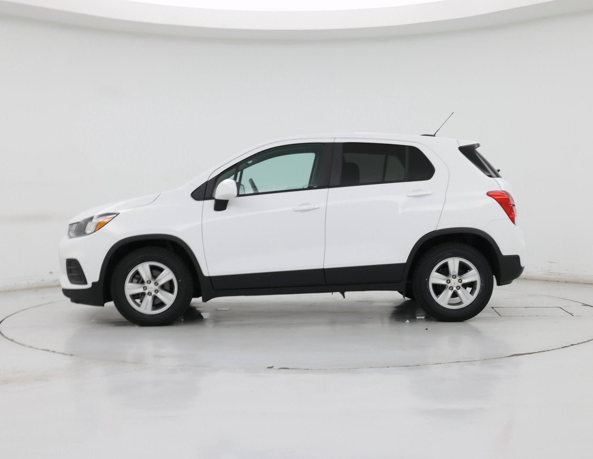 Thumbnail: 2020 Chevrolet Trax - 3