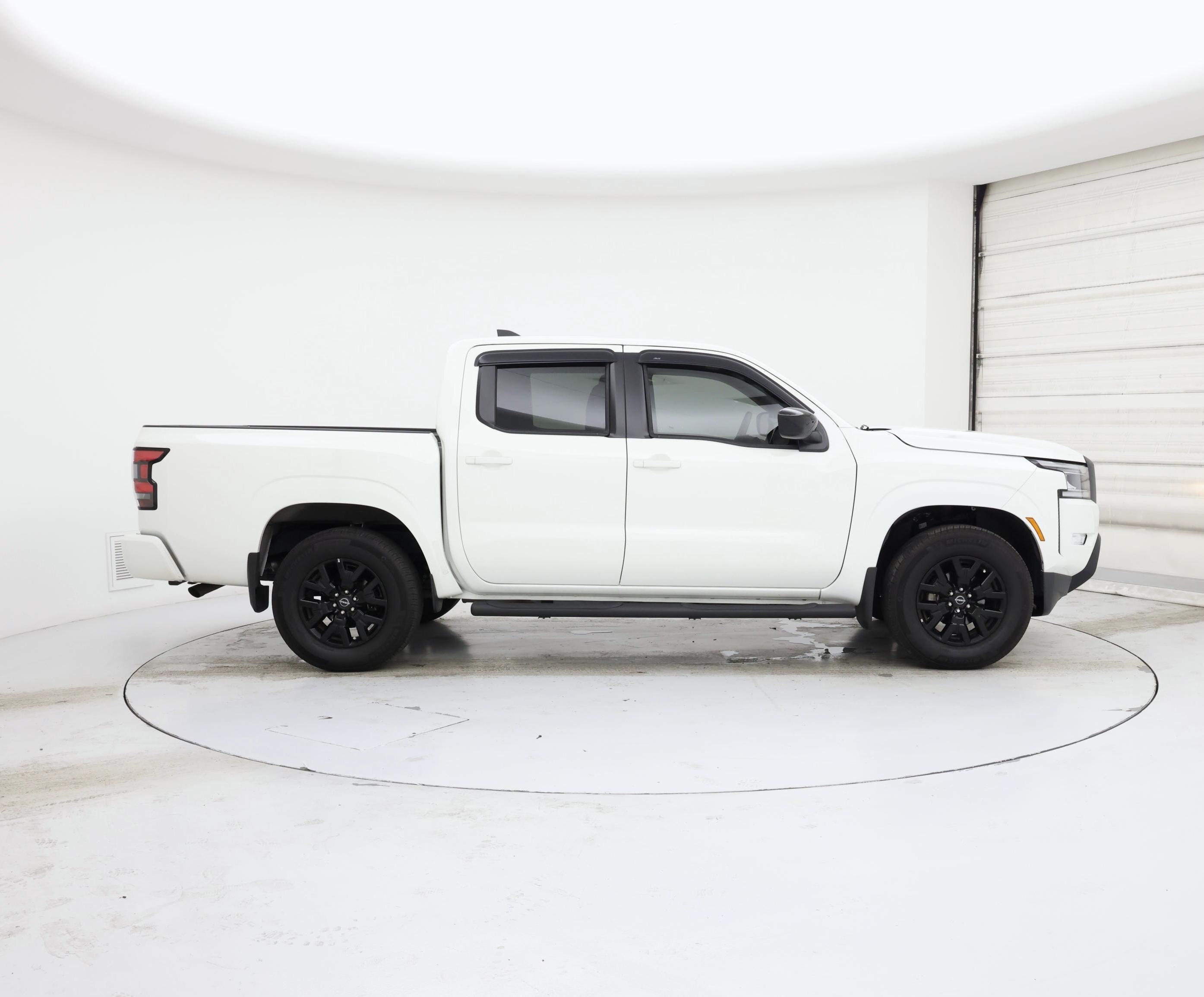 Thumbnail: 2023 Nissan Frontier - 7