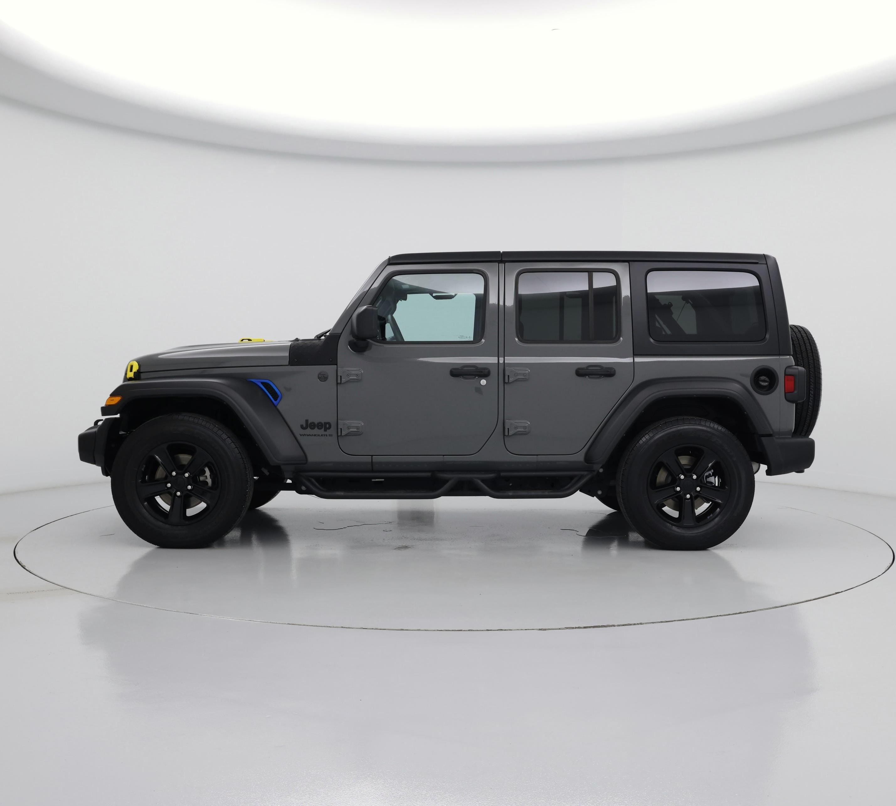 Thumbnail: 2023 Jeep Wrangler - 3