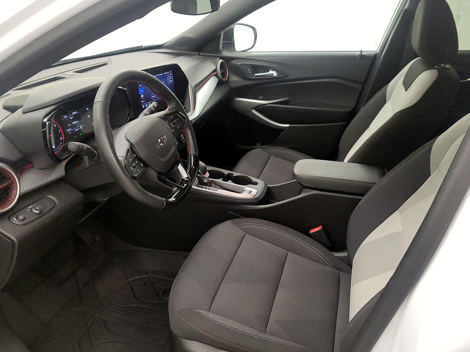 Thumbnail: 2025 Chevrolet Trax - 11