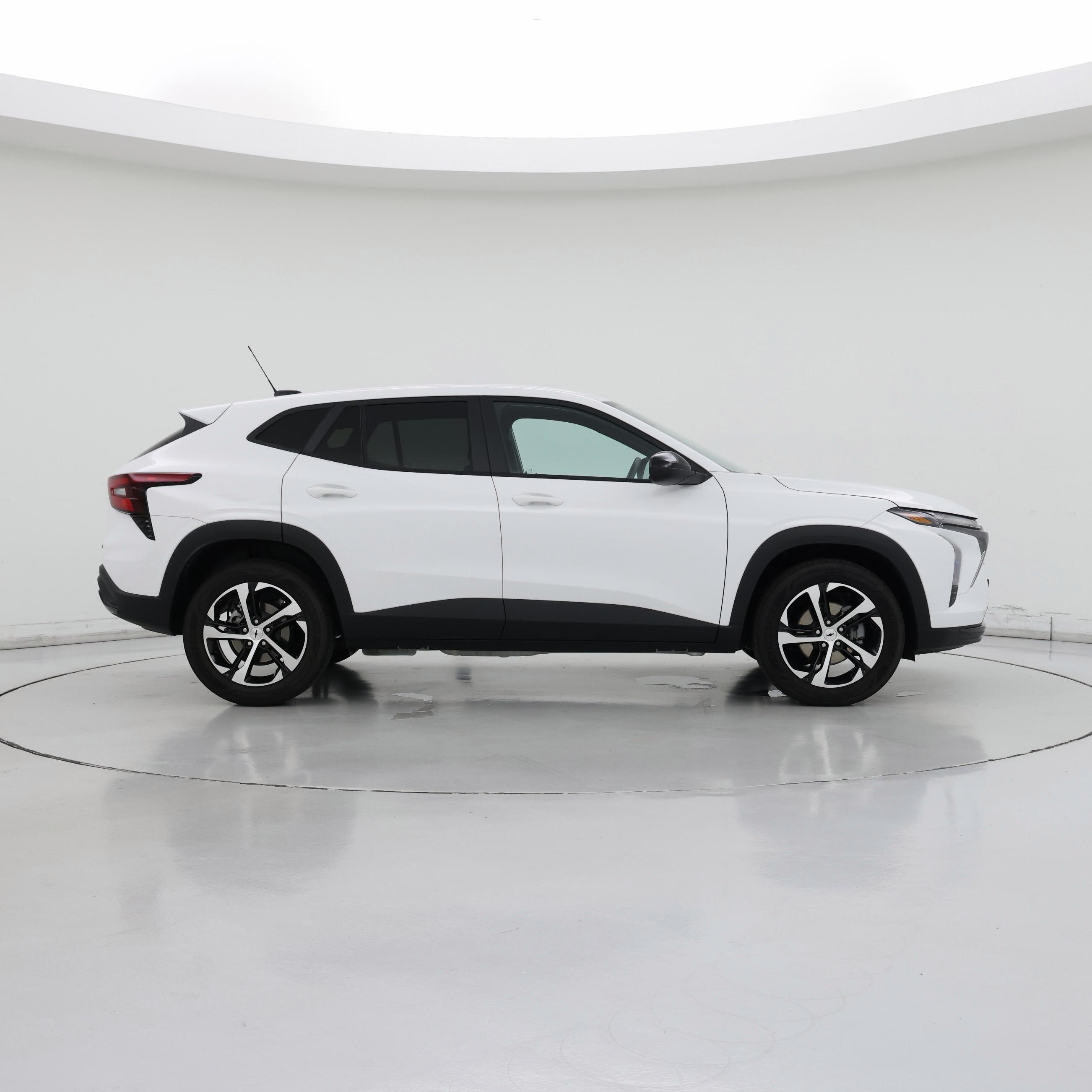 Thumbnail: 2025 Chevrolet Trax - 7