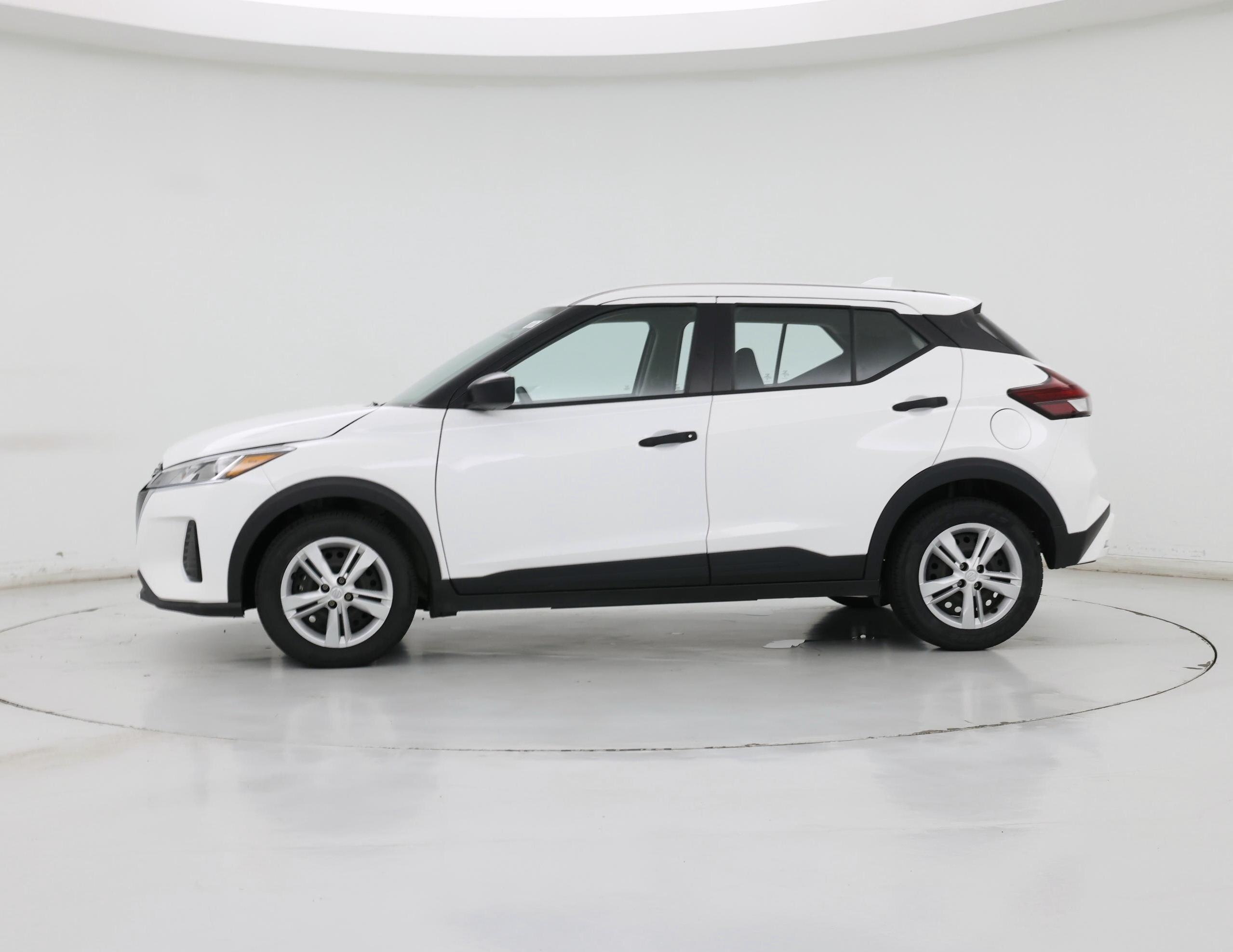 Thumbnail: 2024 Nissan Kicks - 3