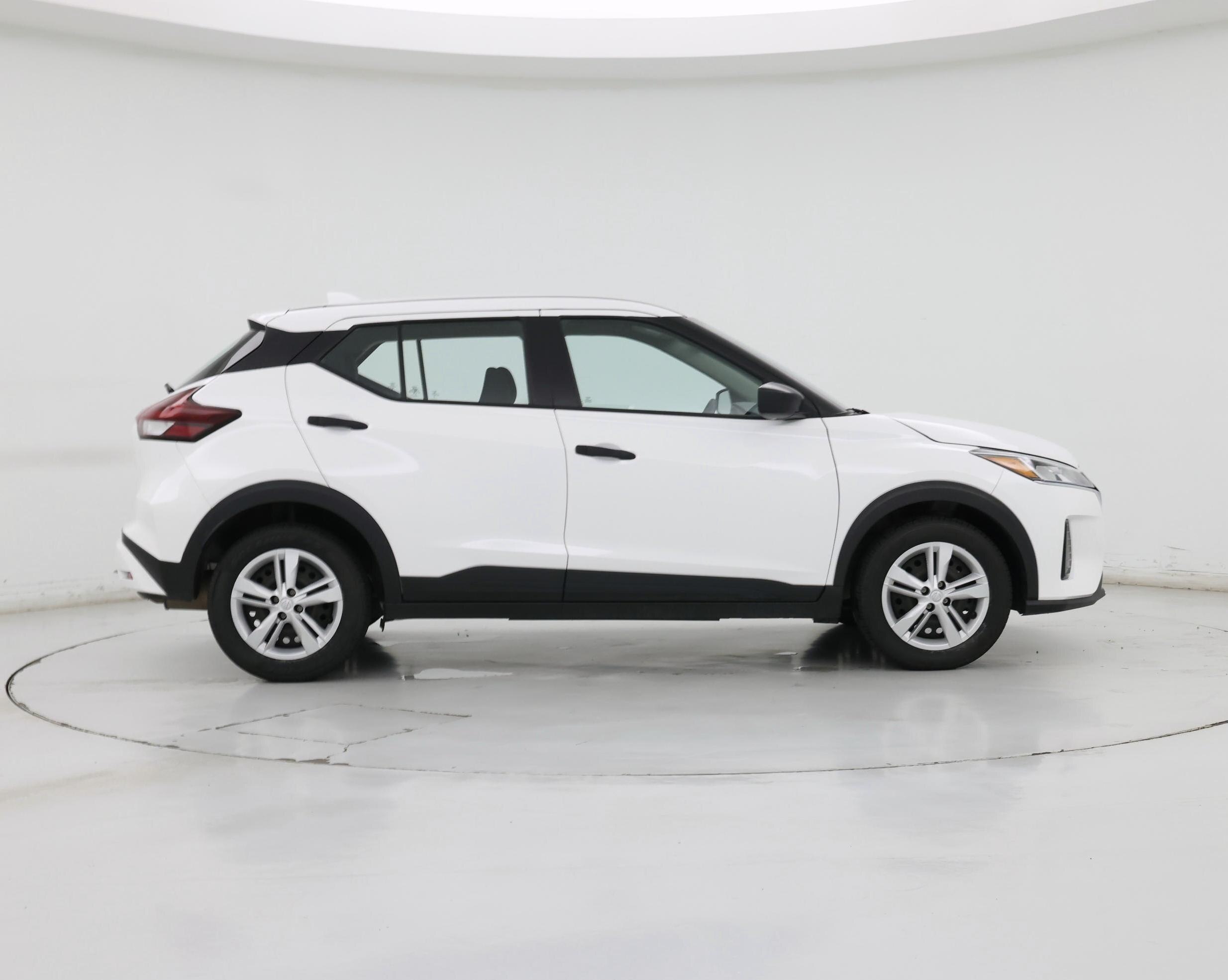 Thumbnail: 2024 Nissan Kicks - 7