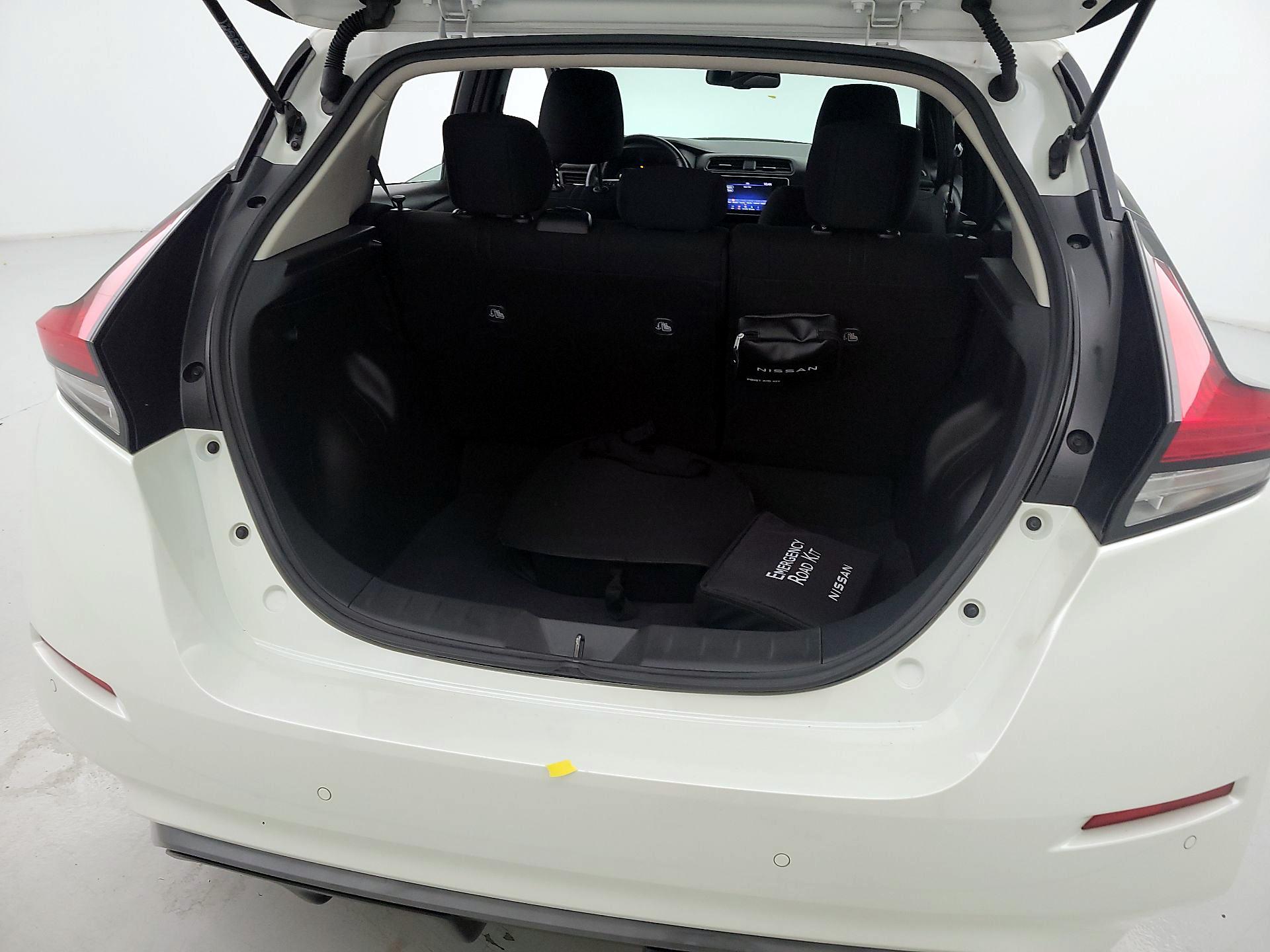 Thumbnail: 2023 Nissan Leaf - 20