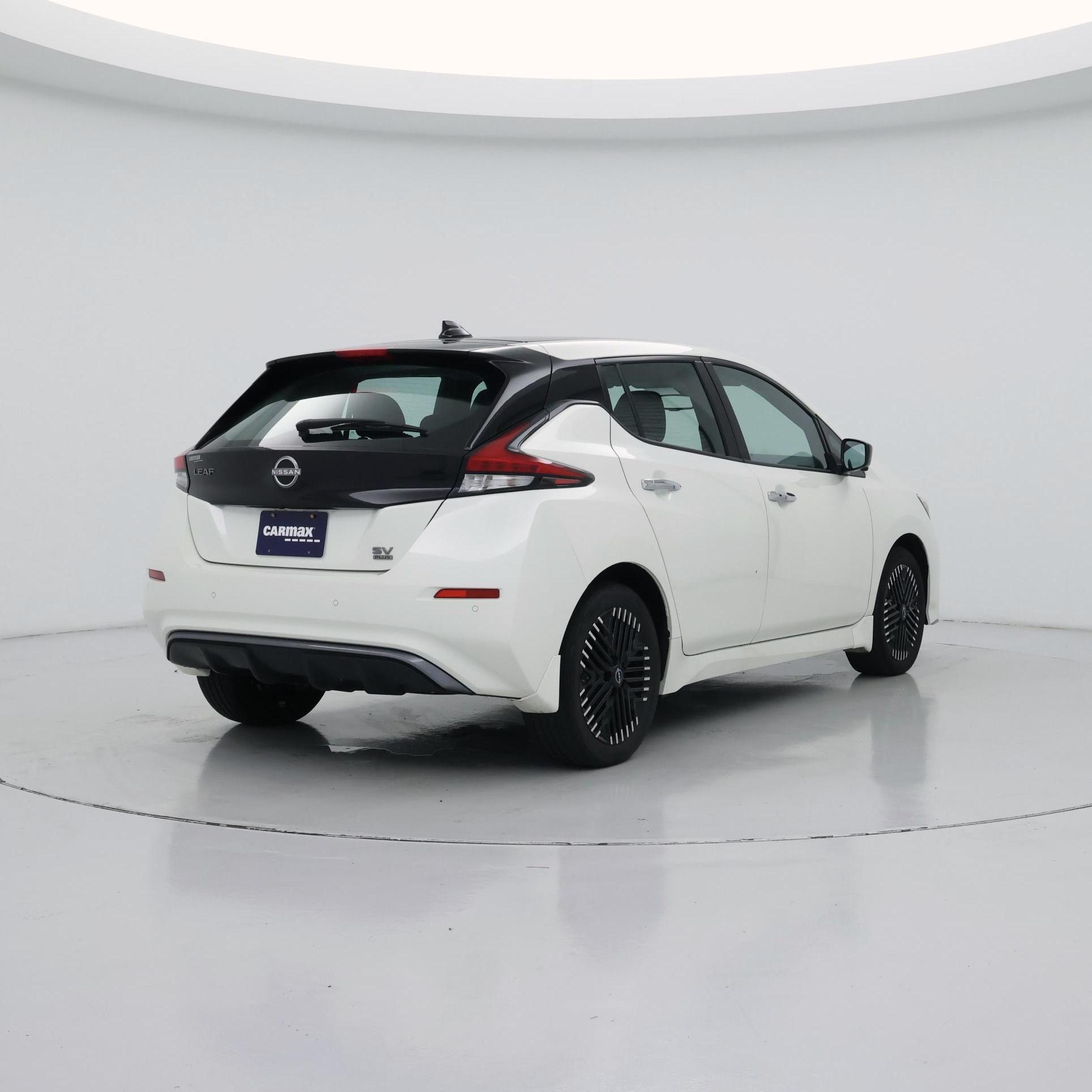 Thumbnail: 2023 Nissan Leaf - 8