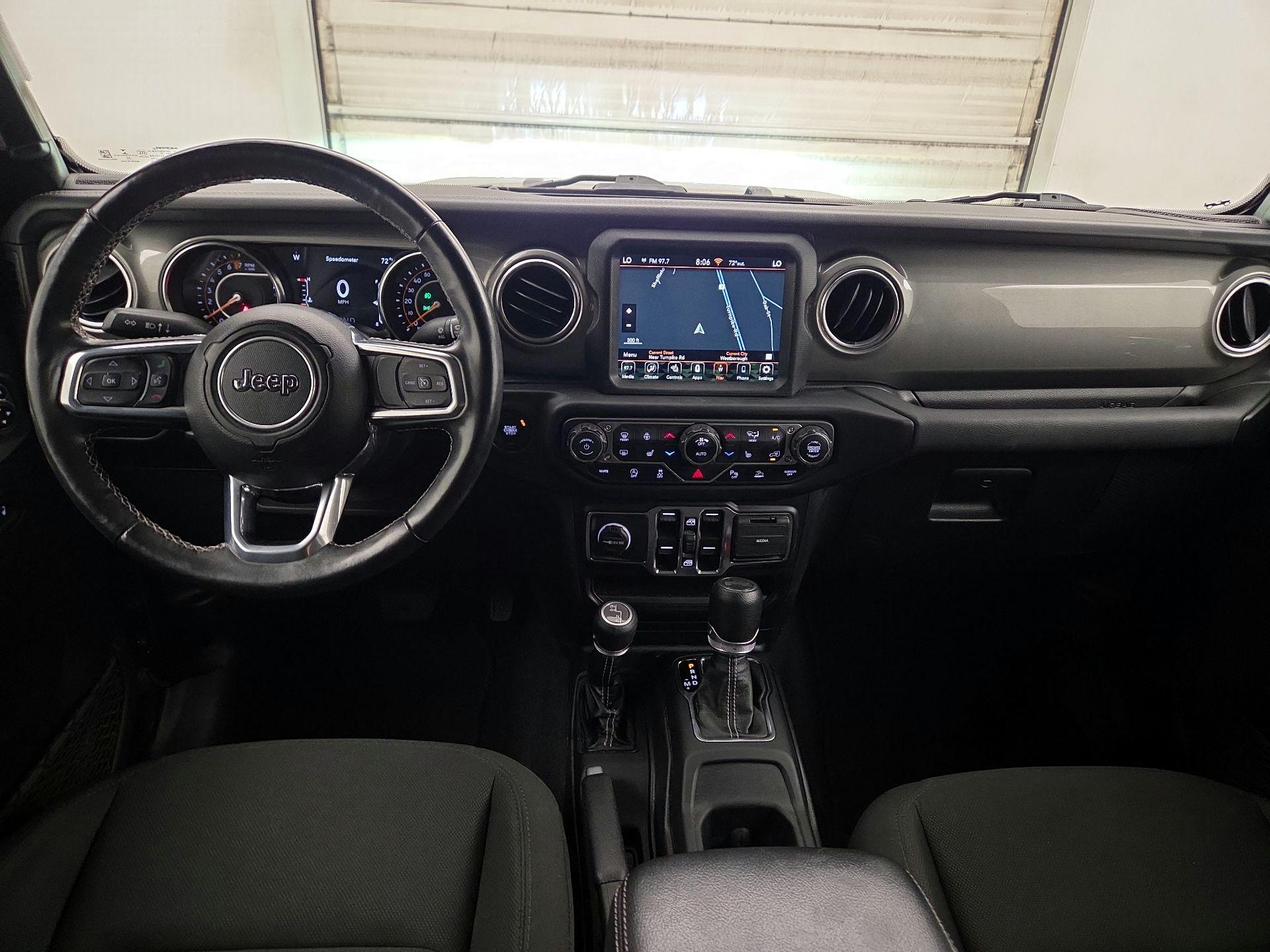 Thumbnail: 2022 Jeep Wrangler - 9