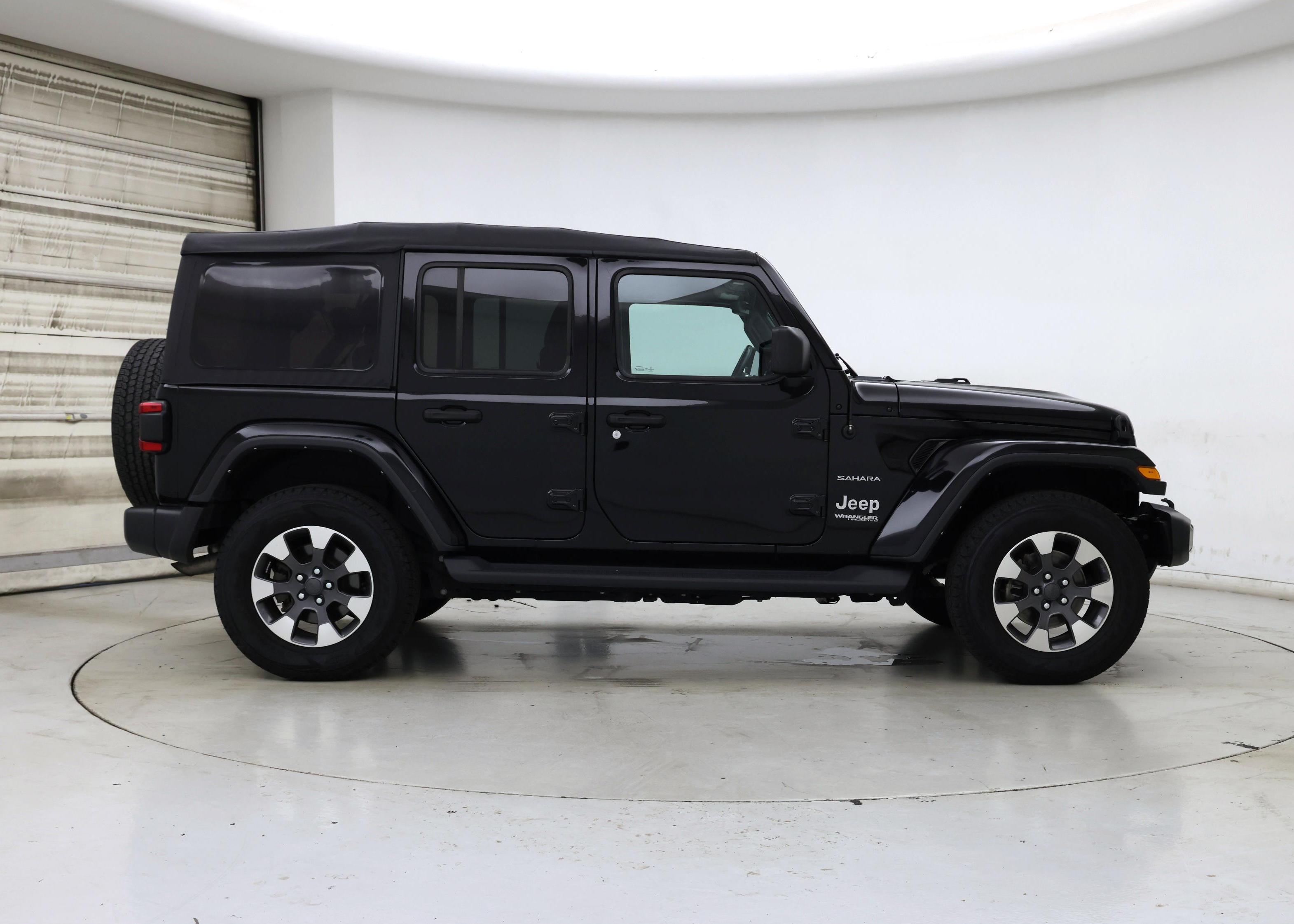 Thumbnail: 2022 Jeep Wrangler - 7