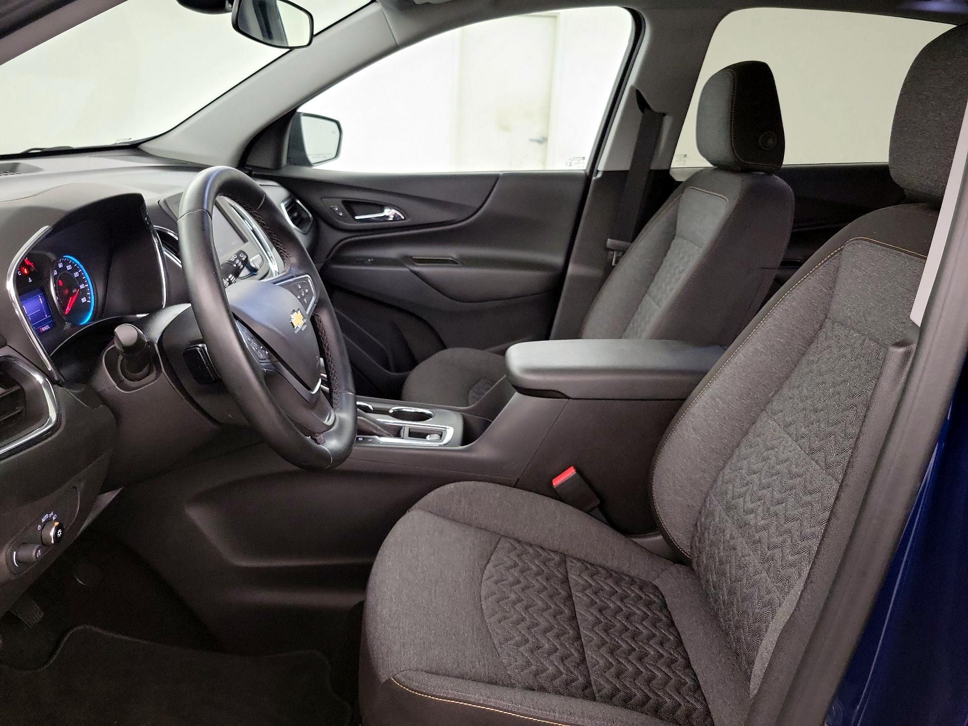Thumbnail: 2023 Chevrolet Equinox - 9