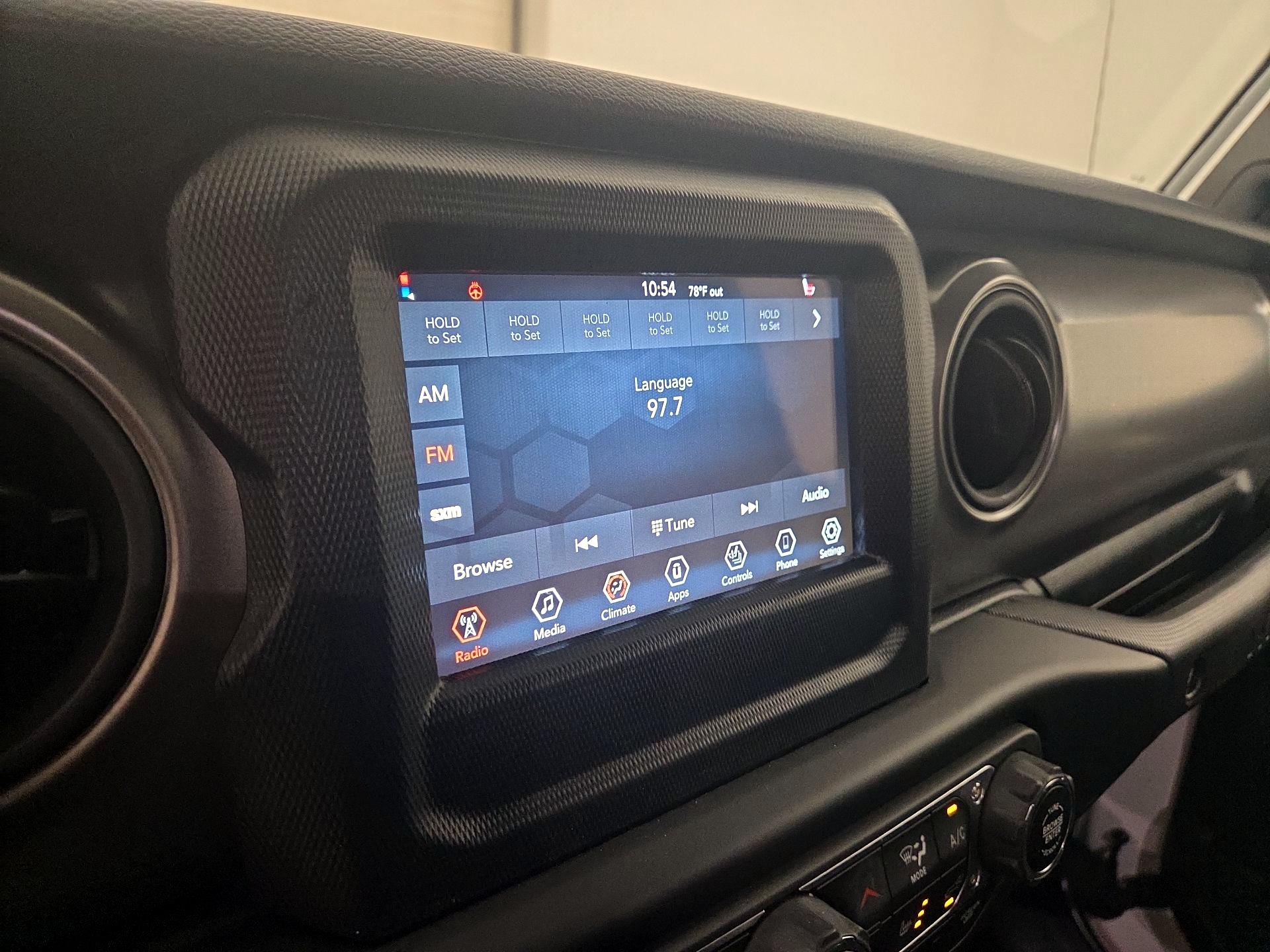 Thumbnail: 2022 Jeep Wrangler - 15