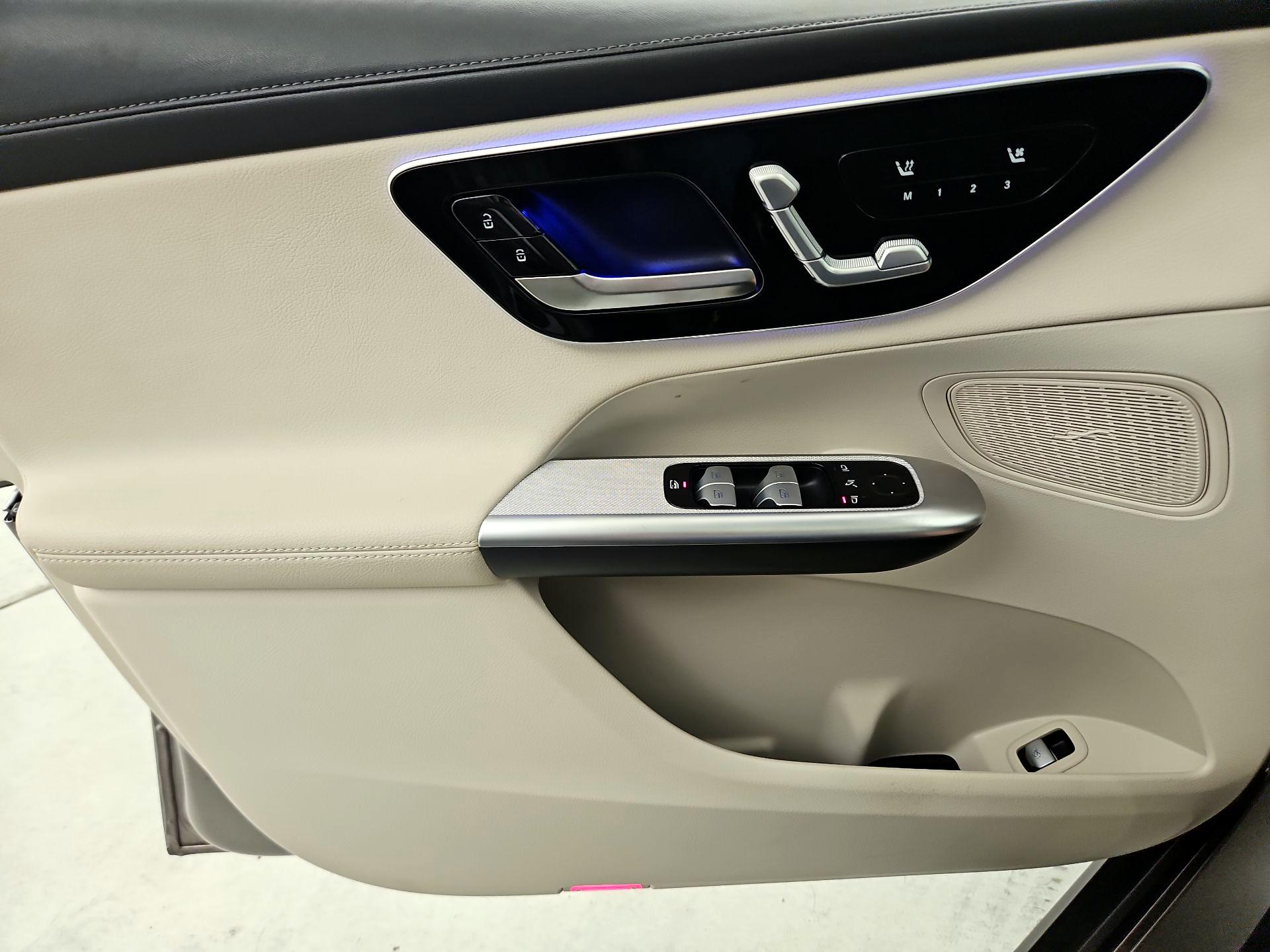 Thumbnail: 2023 Mercedes-Benz GLC - 12