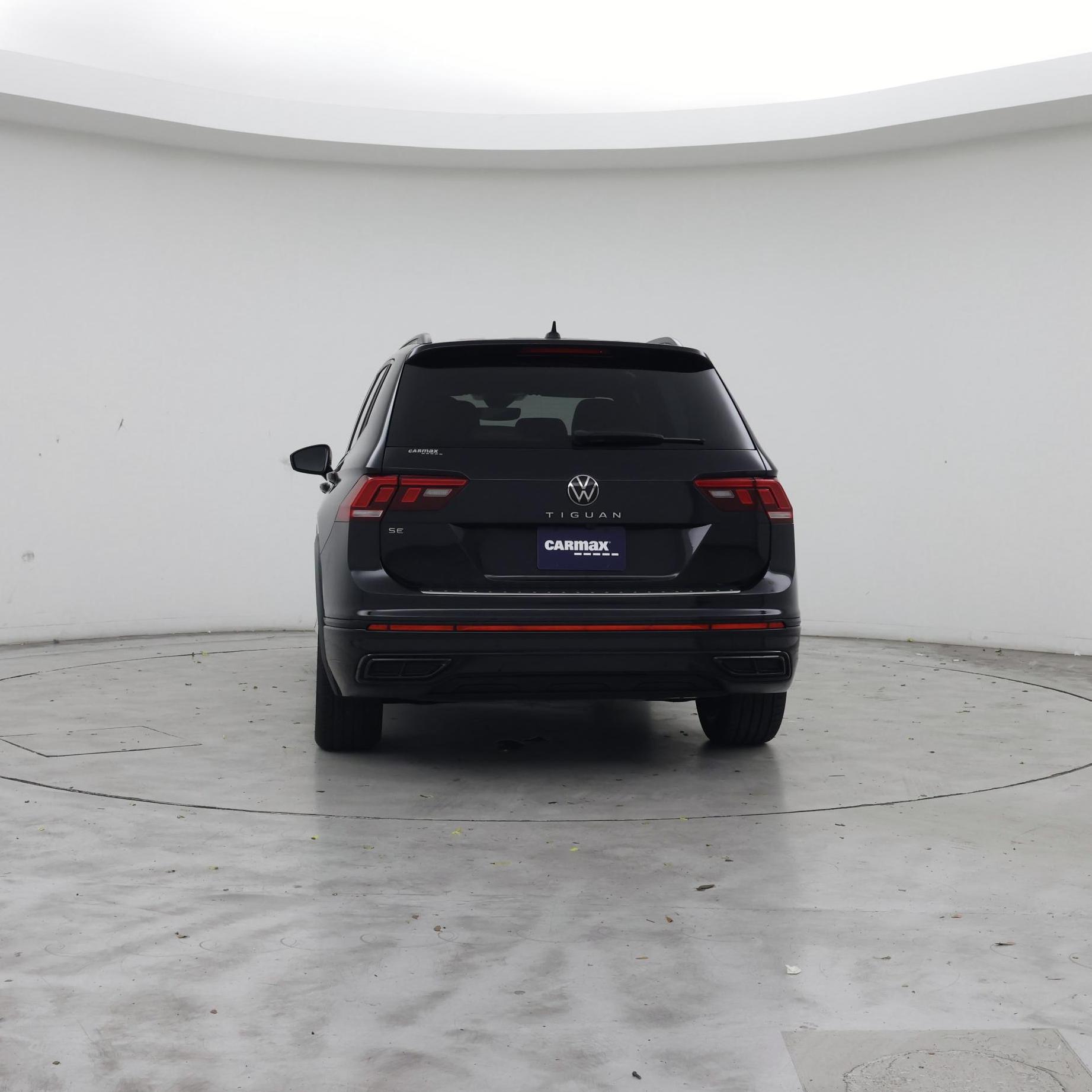 Thumbnail: 2023 Volkswagen Tiguan - 6