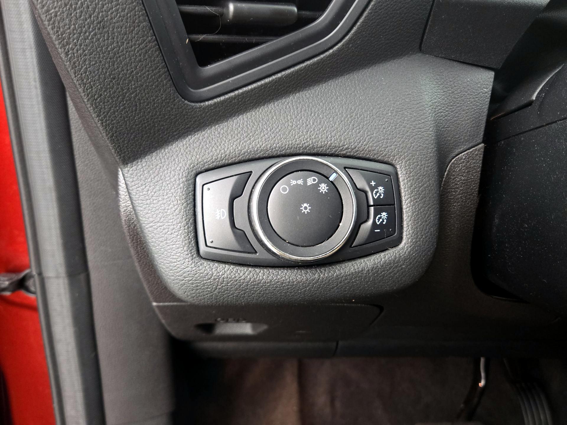 Thumbnail: 2014 Ford Escape - 13