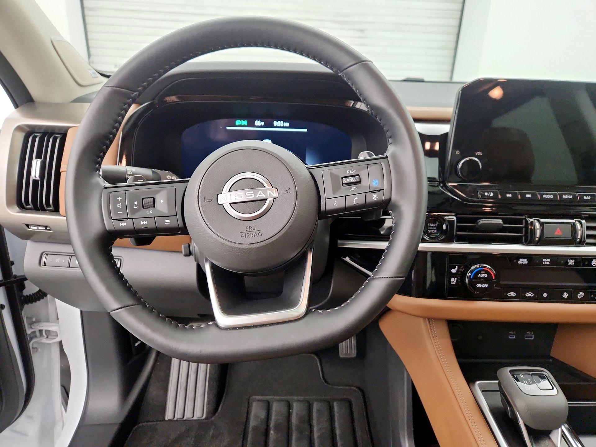 Thumbnail: 2025 Nissan Pathfinder - 10