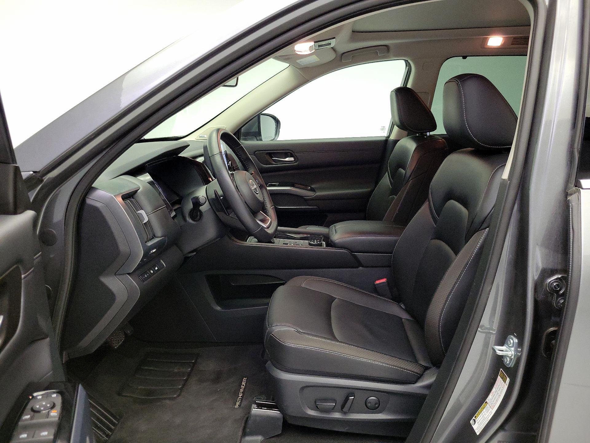 Thumbnail: 2025 Nissan Pathfinder - 11