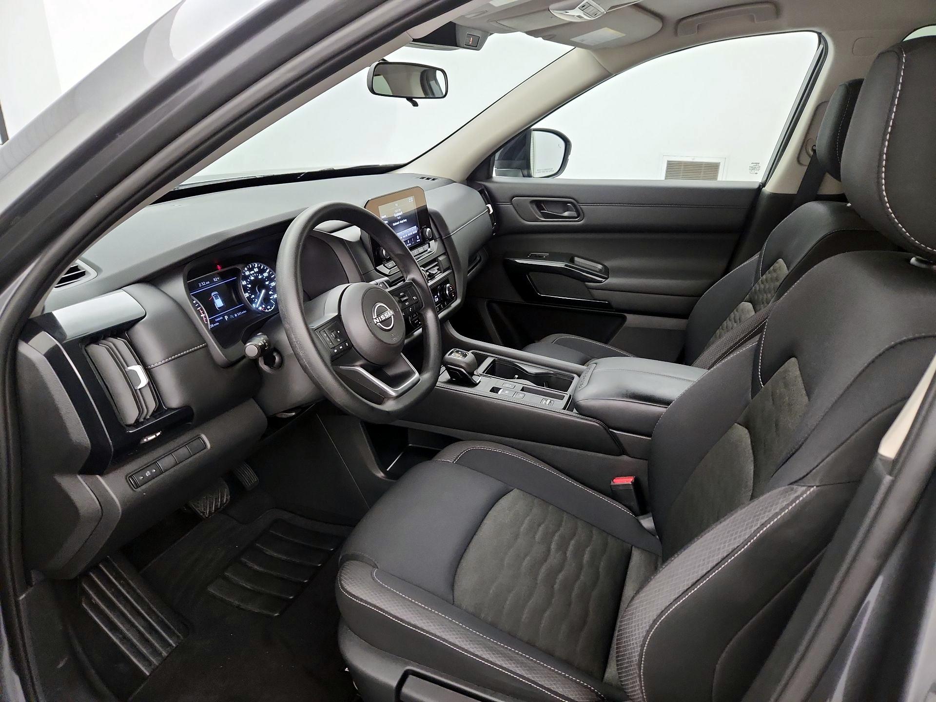 Thumbnail: 2025 Nissan Pathfinder - 11