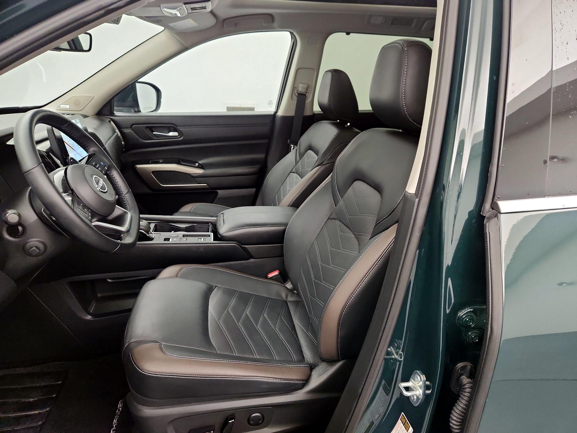 Thumbnail: 2025 Nissan Pathfinder - 11
