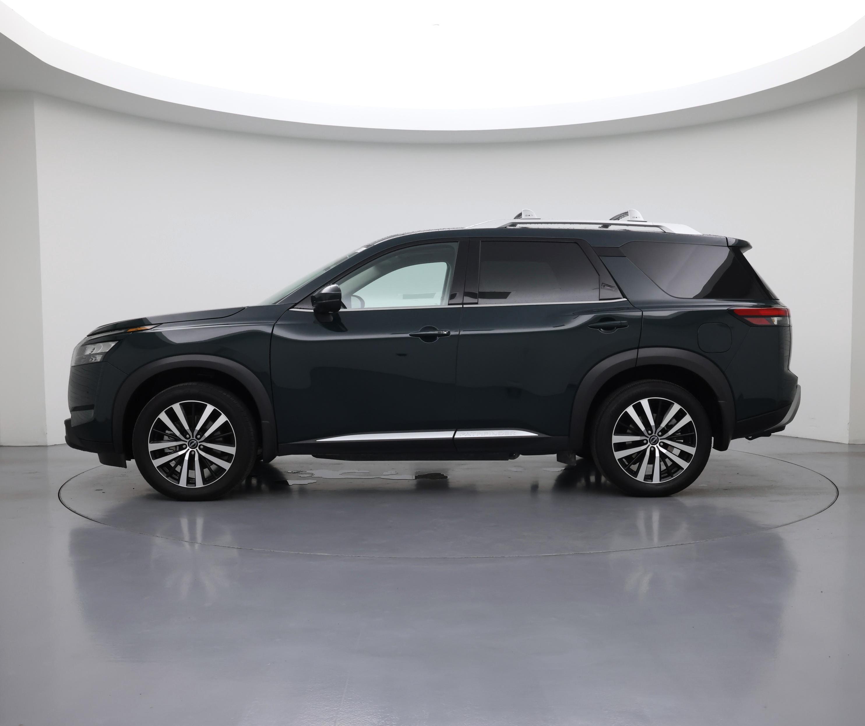 Thumbnail: 2025 Nissan Pathfinder - 3