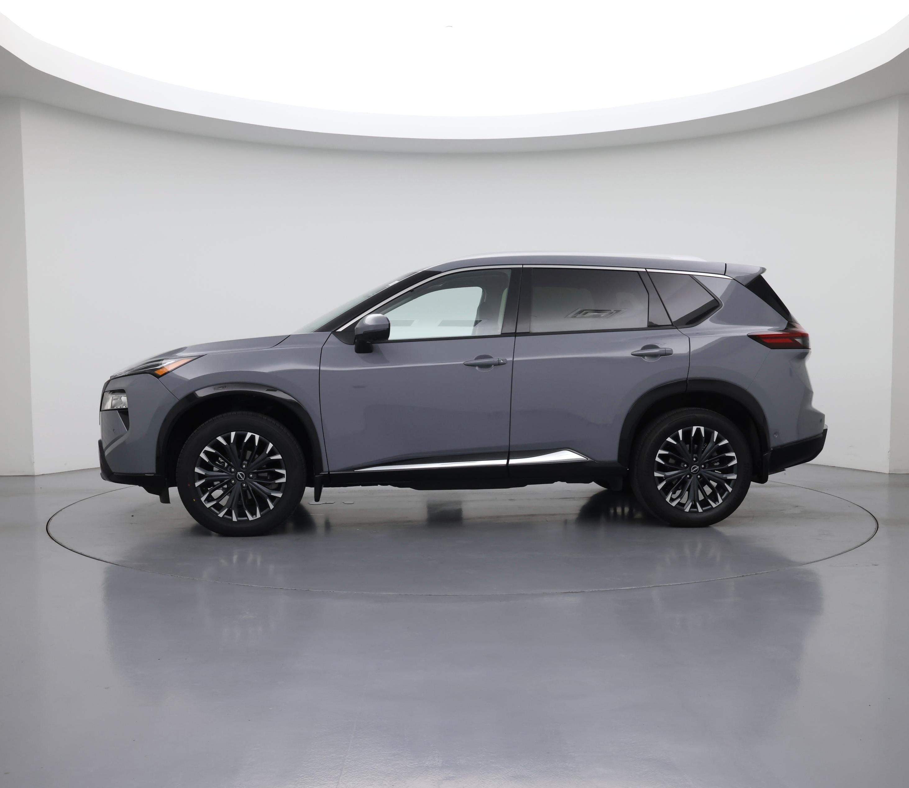 Thumbnail: 2025 Nissan Rogue - 3