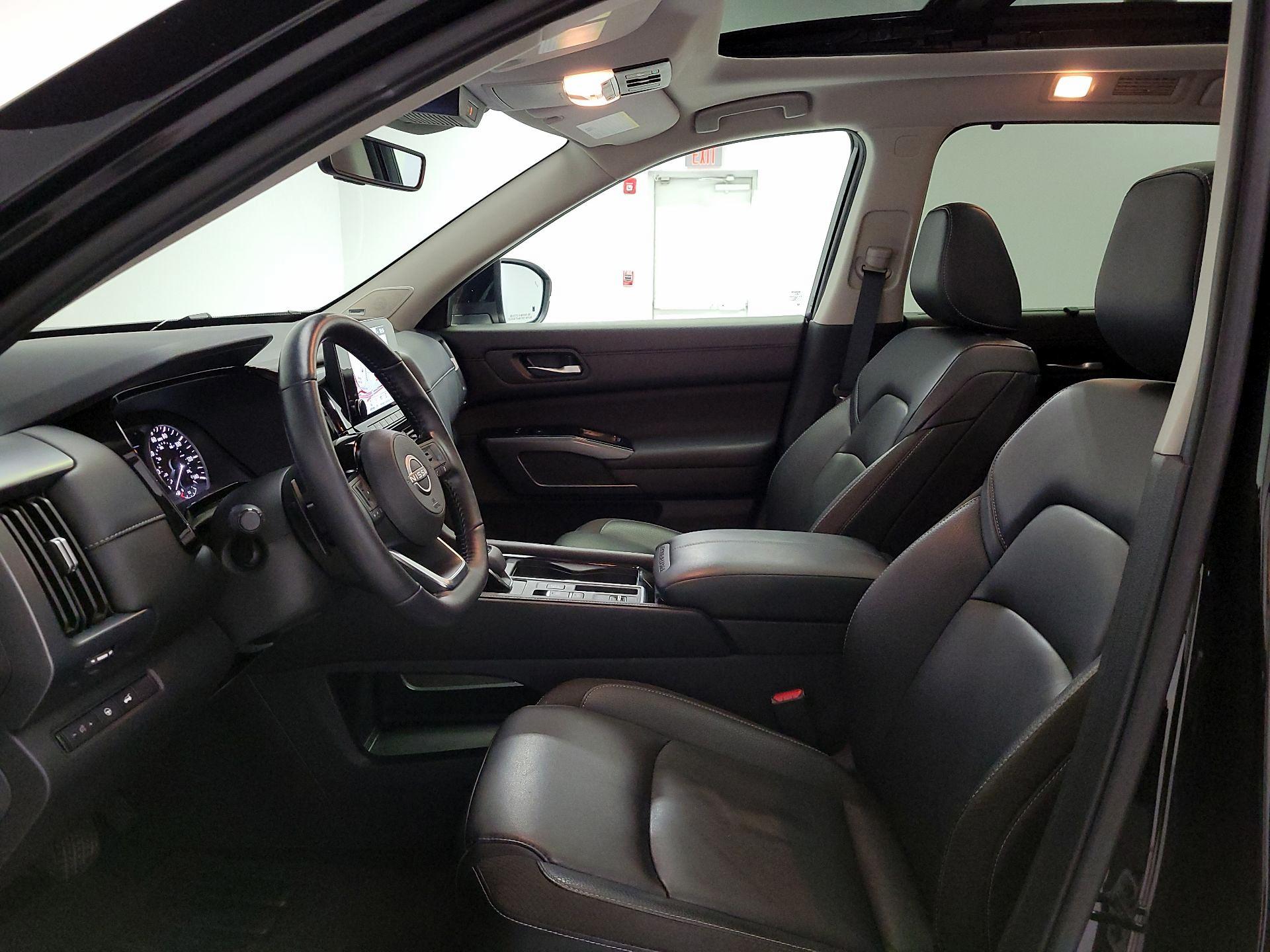 Thumbnail: 2025 Nissan Pathfinder - 11