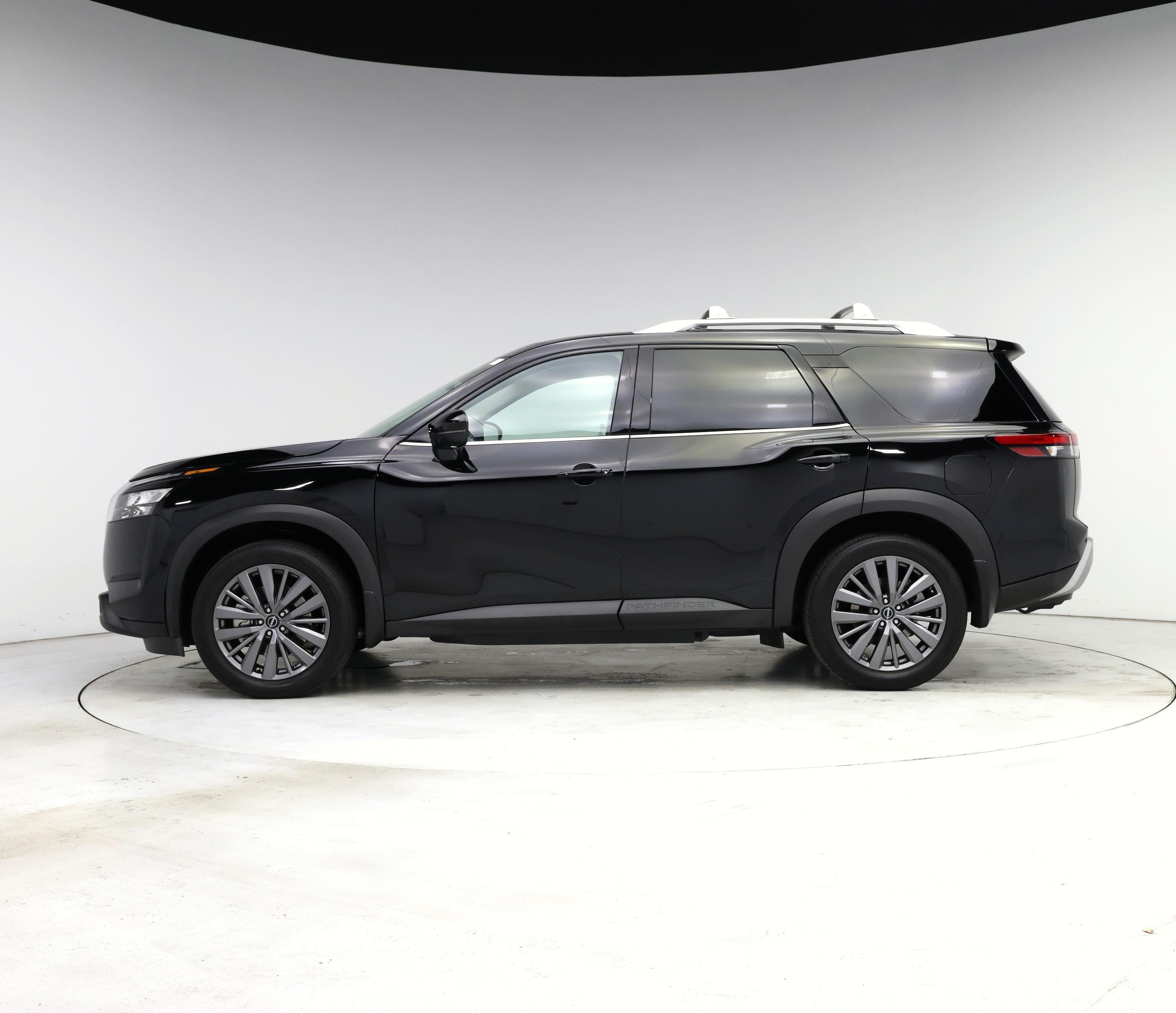 Thumbnail: 2025 Nissan Pathfinder - 3