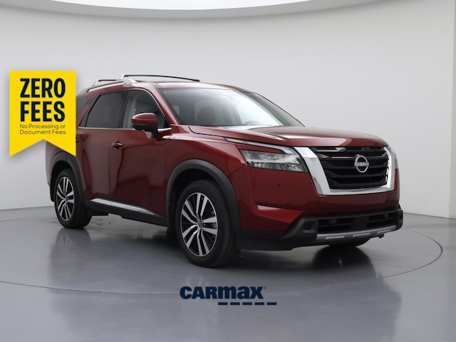 Red 2025 Nissan Pathfinder SUV / Crossover Front-Wheel Drive Automatic
