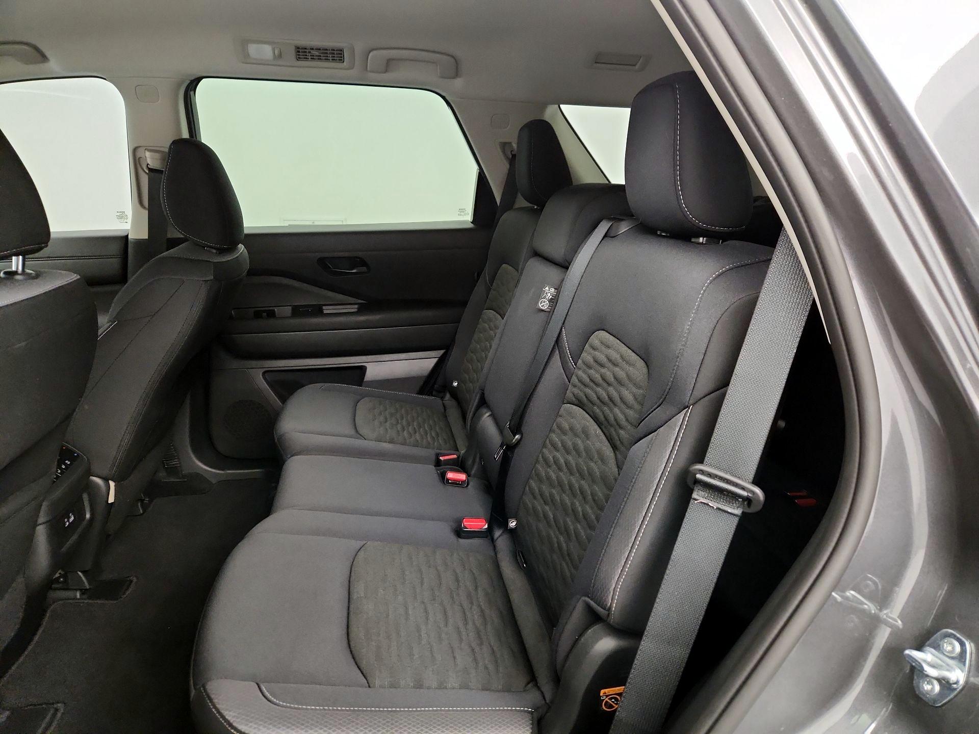 Thumbnail: 2025 Nissan Pathfinder - 19