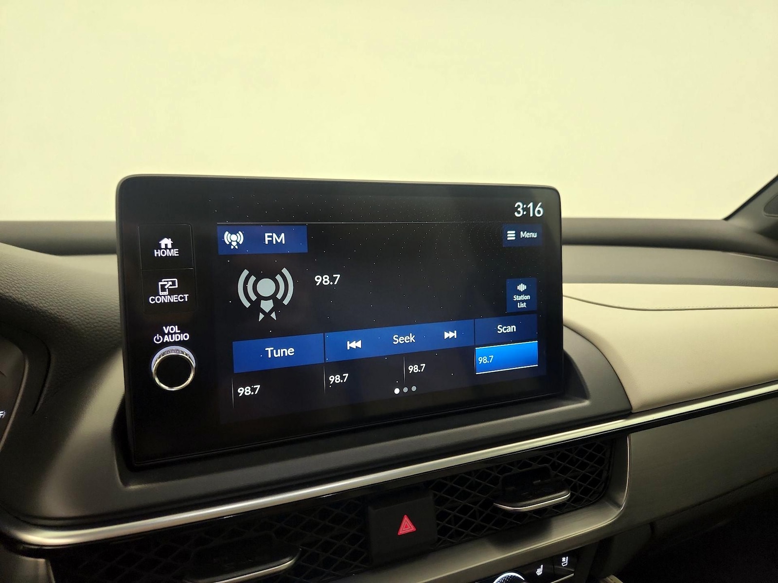 2025 Acura ADX A-Spec Package - Photo 16