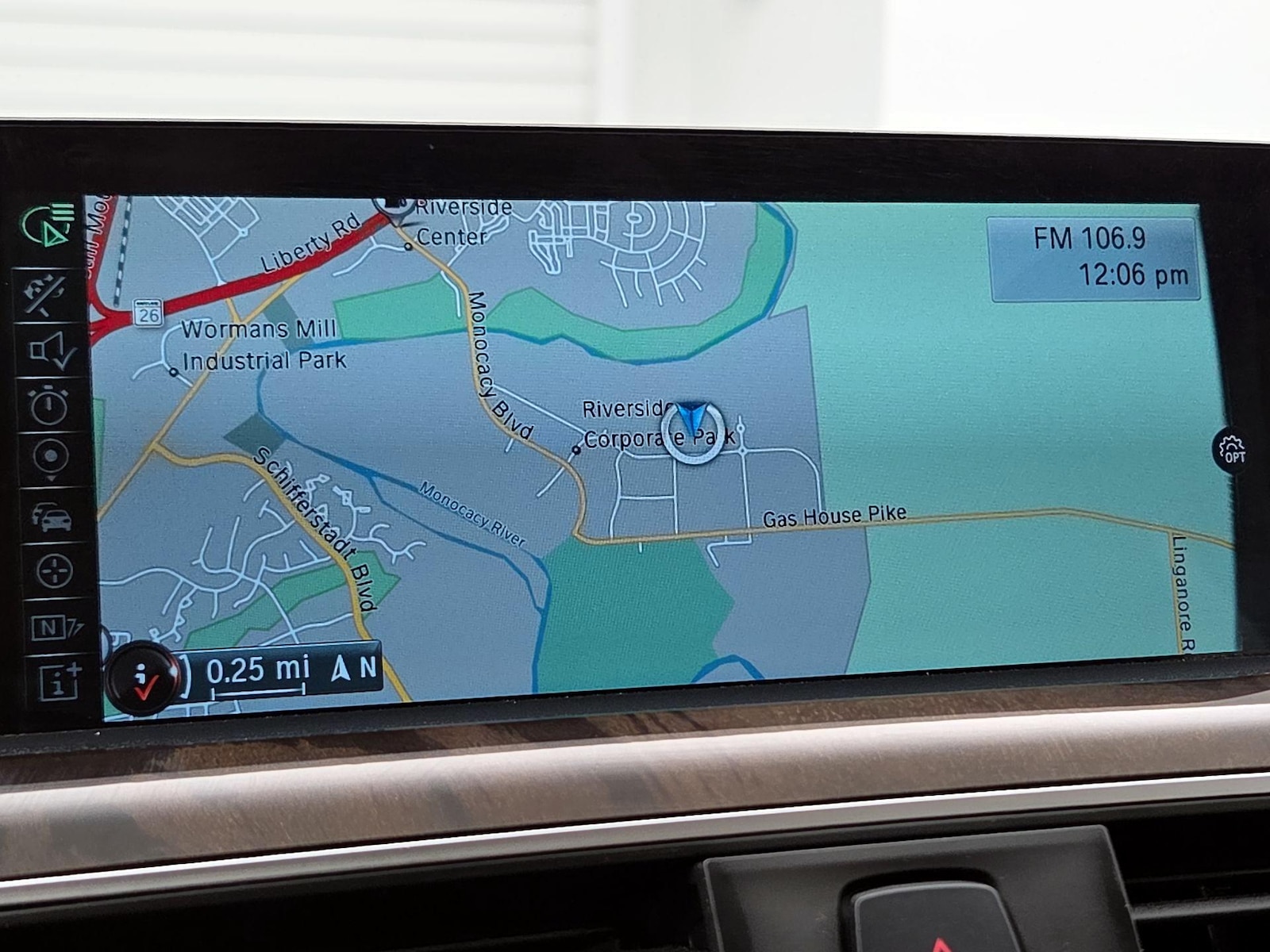 2016 BMW 3 Series 320i - Photo 15