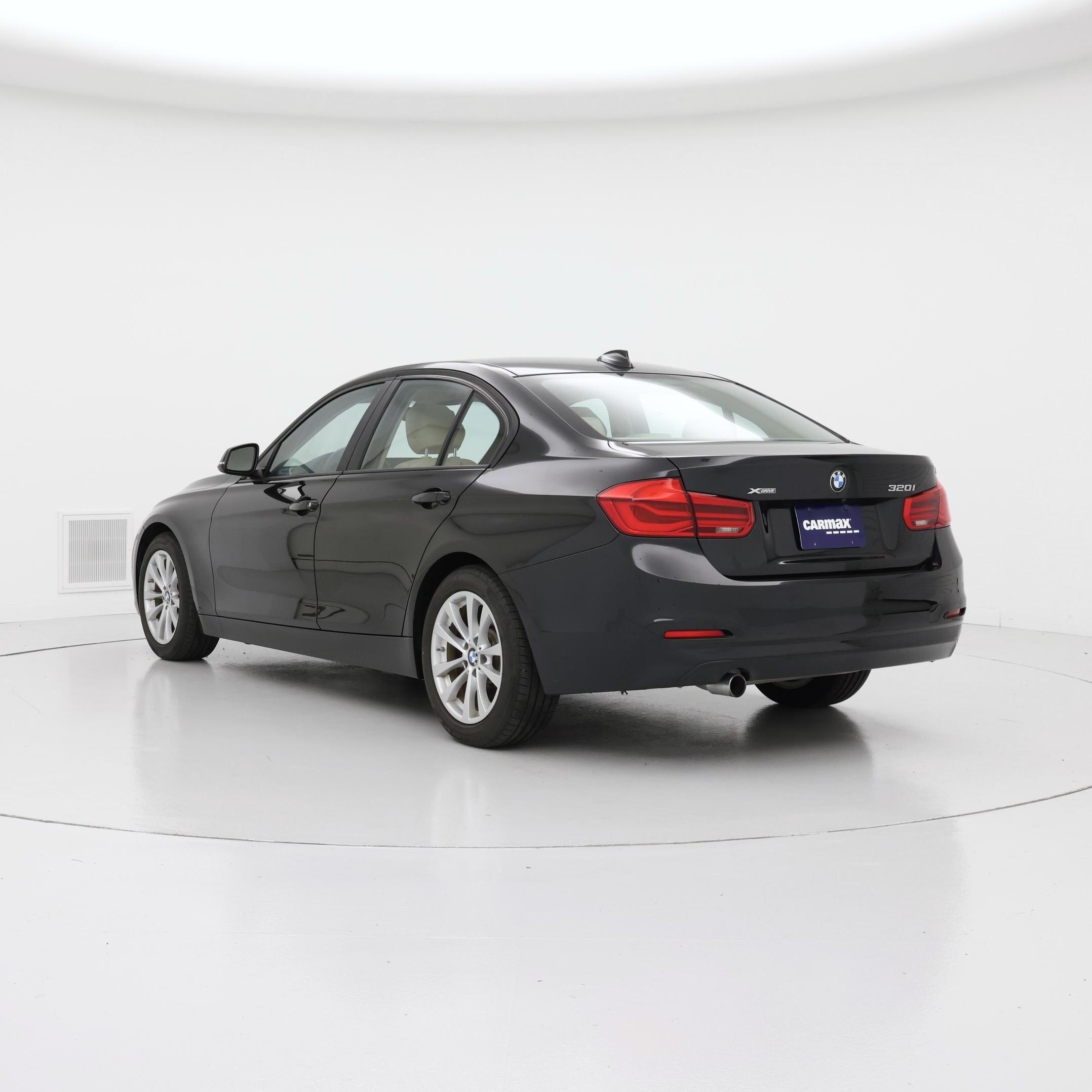Thumbnail: 2016 BMW 3 Series - 2