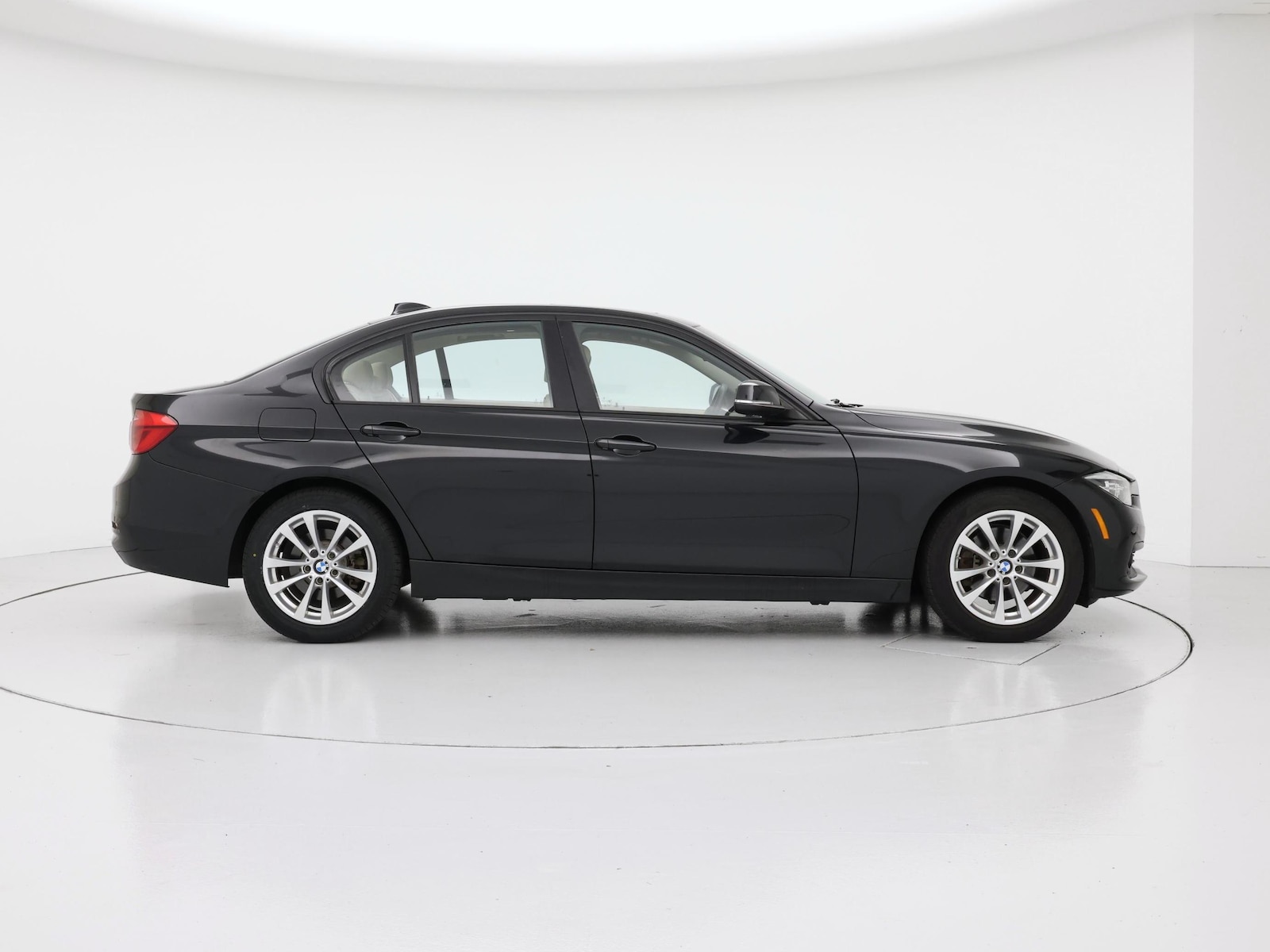 2016 BMW 3 Series 320i - Photo 8
