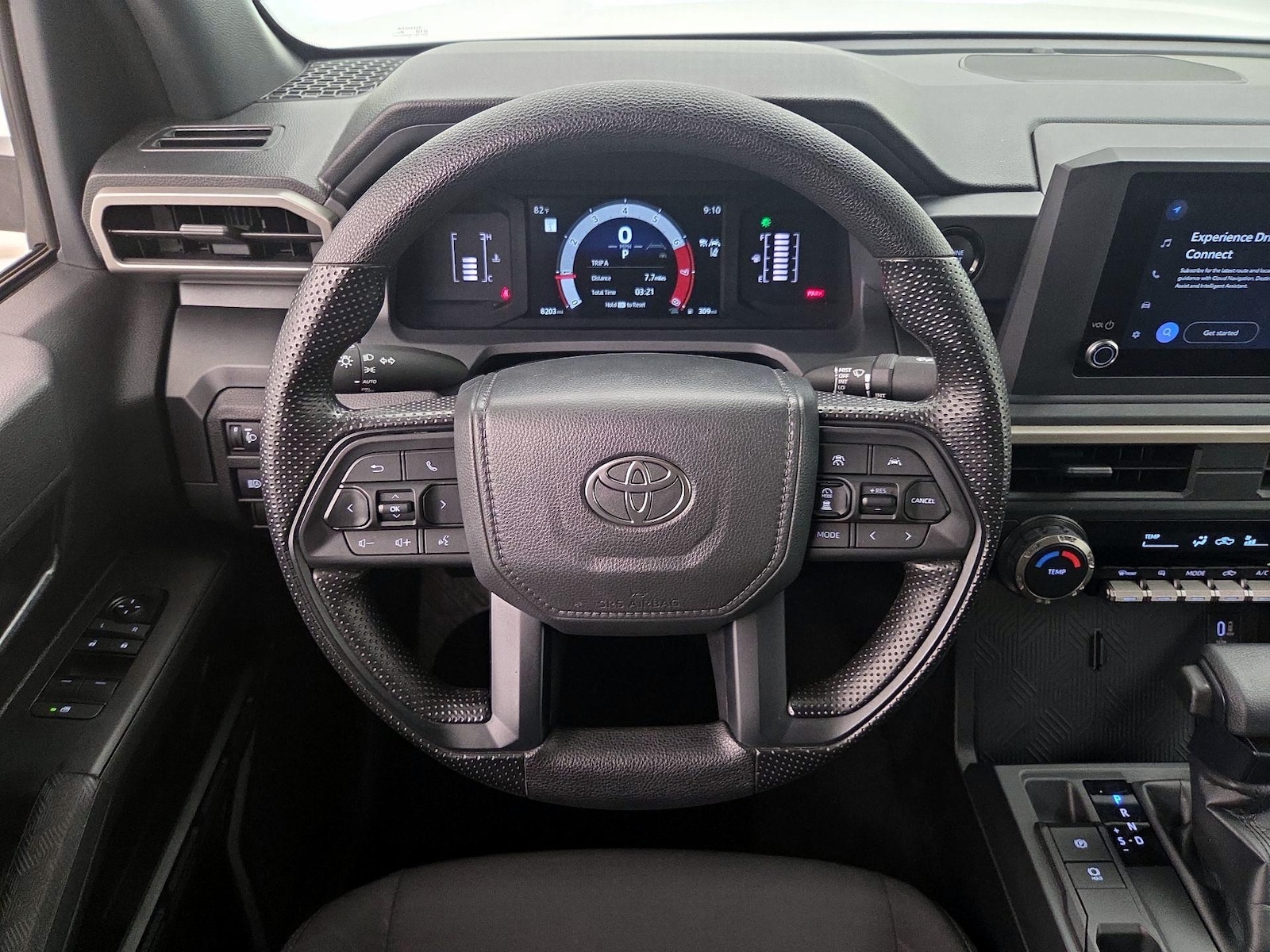 2025 Toyota Tacoma SR - Photo 11