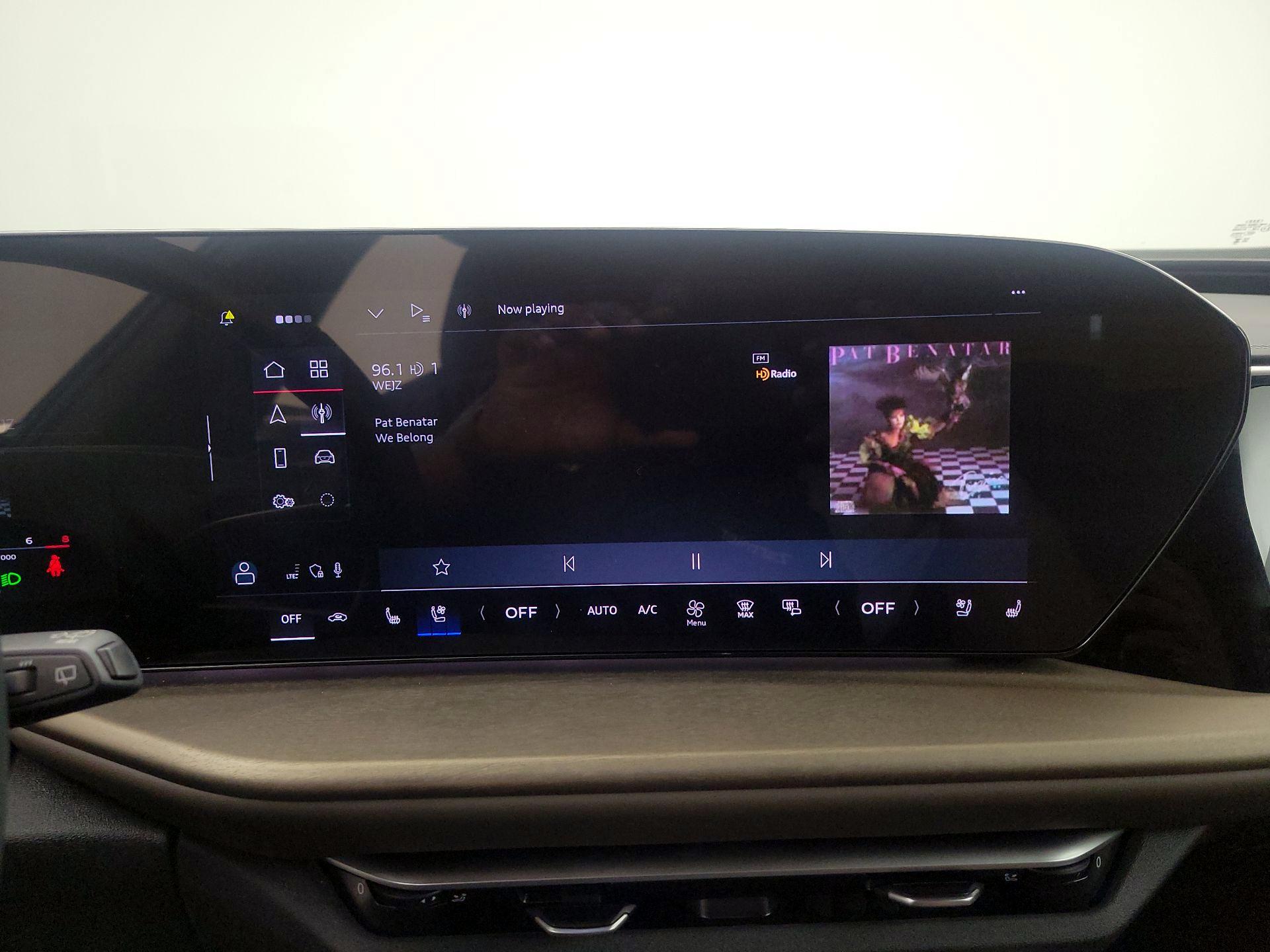 Thumbnail: 2025 Audi Q5 - 15
