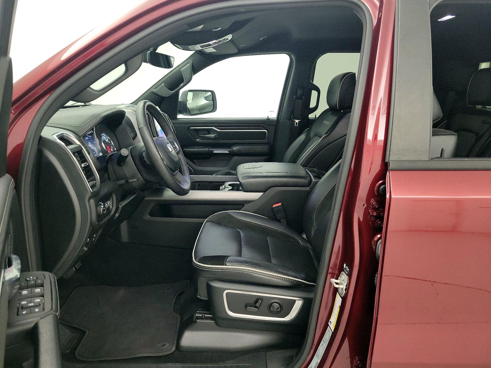 Thumbnail: 2025 RAM 1500 - 11