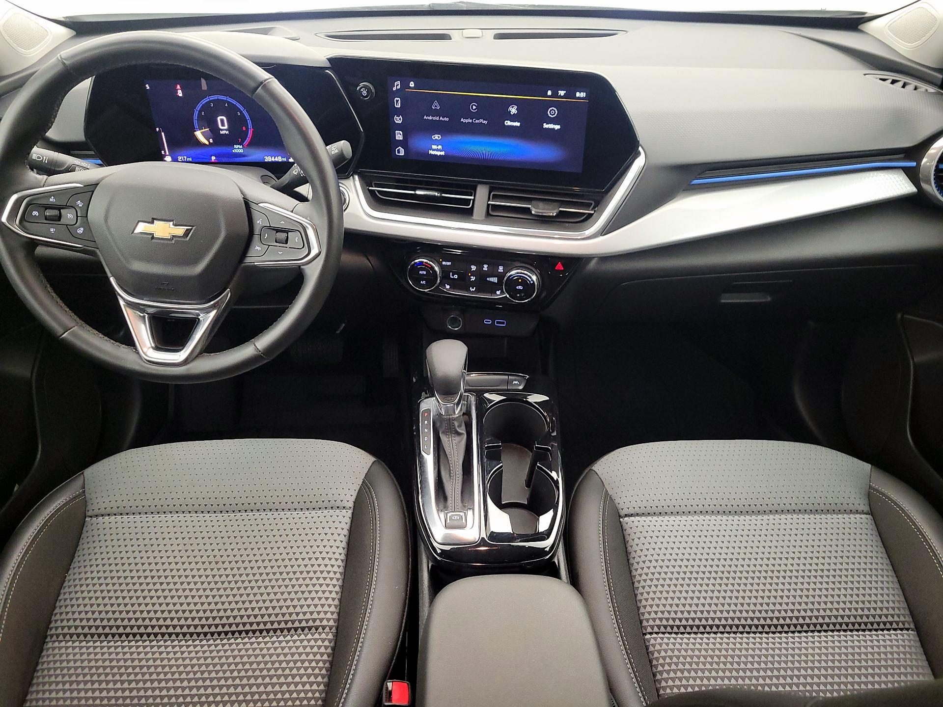 Thumbnail: 2024 Chevrolet Trax - 9