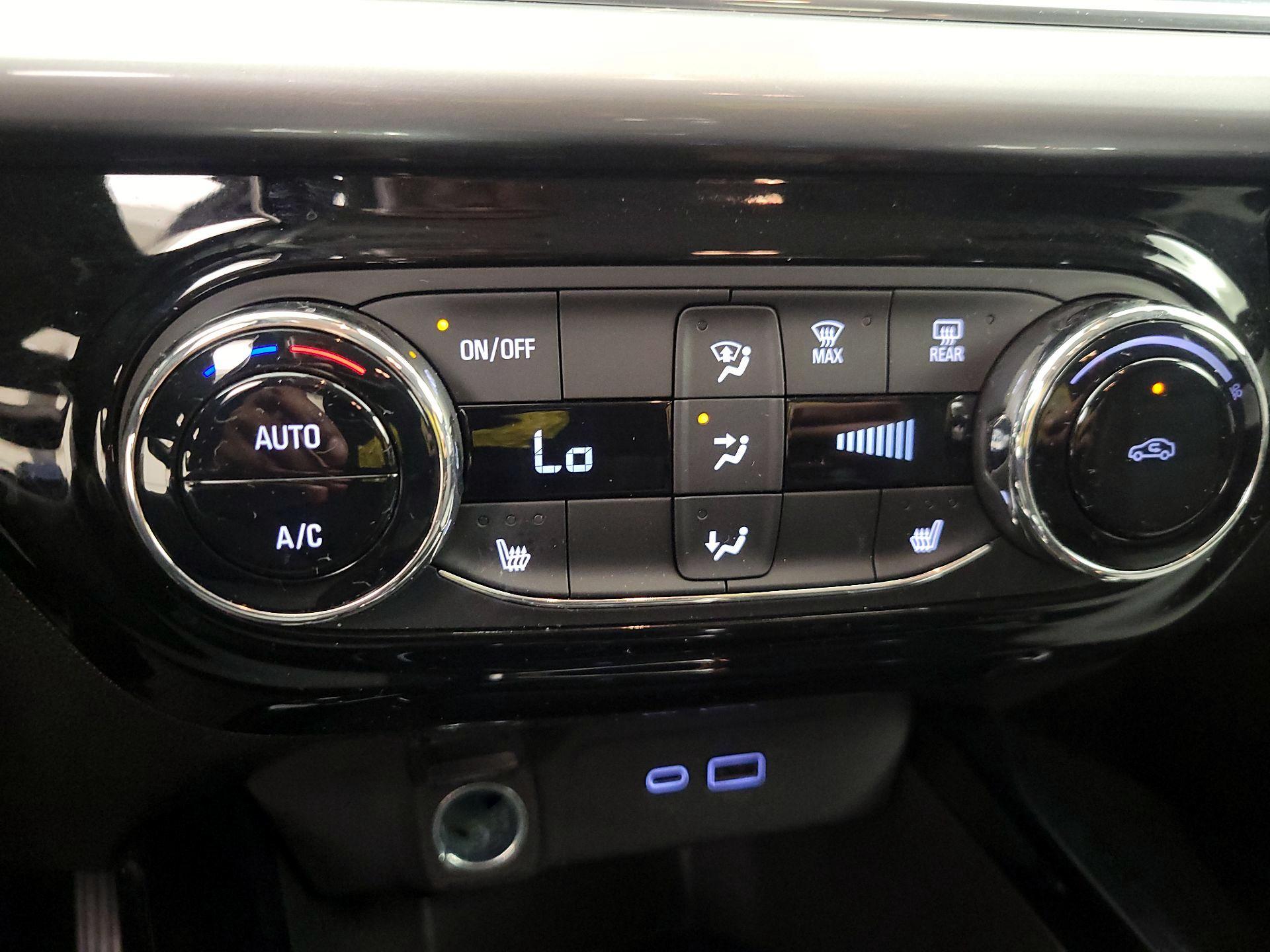 Thumbnail: 2024 Chevrolet Trax - 17