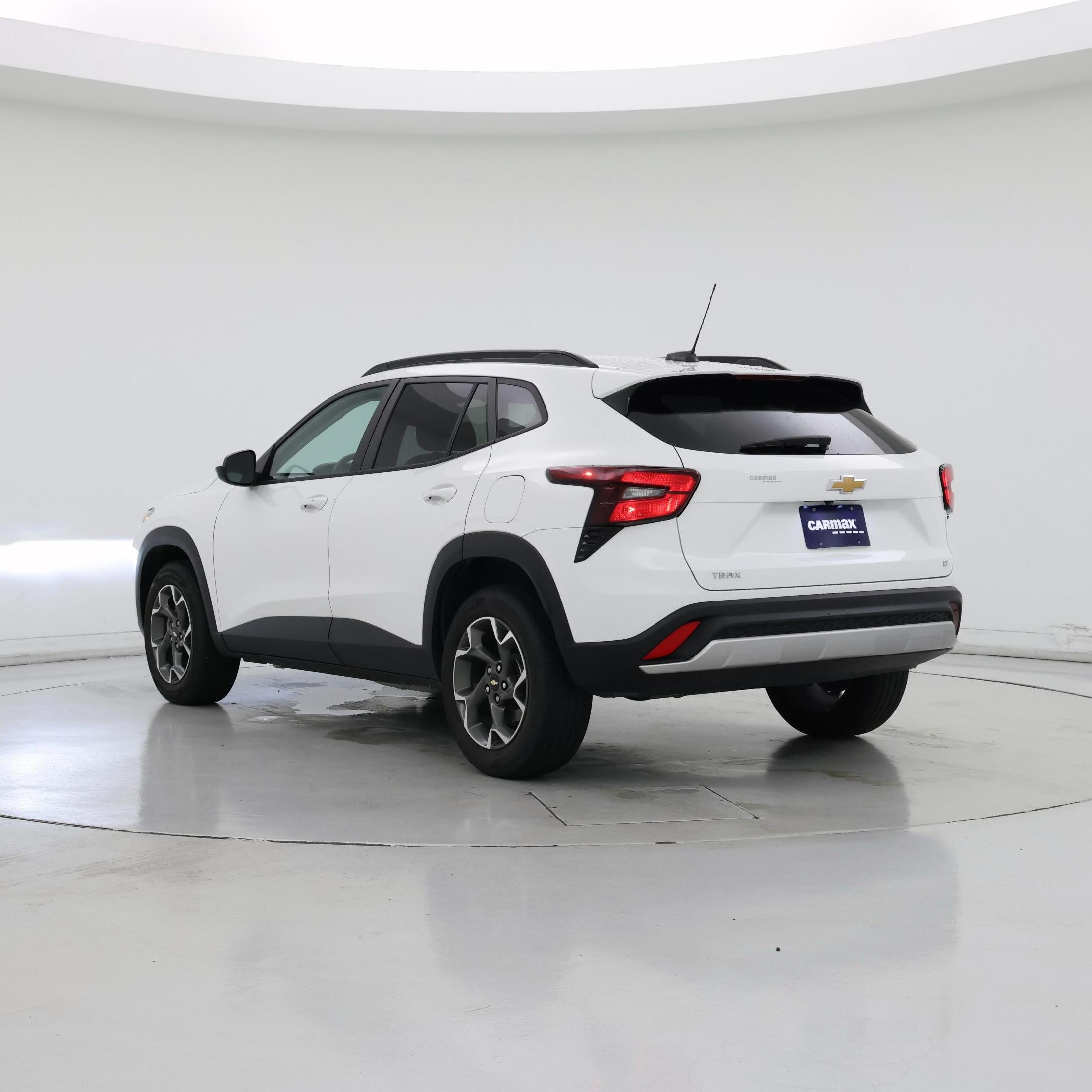 Thumbnail: 2024 Chevrolet Trax - 2