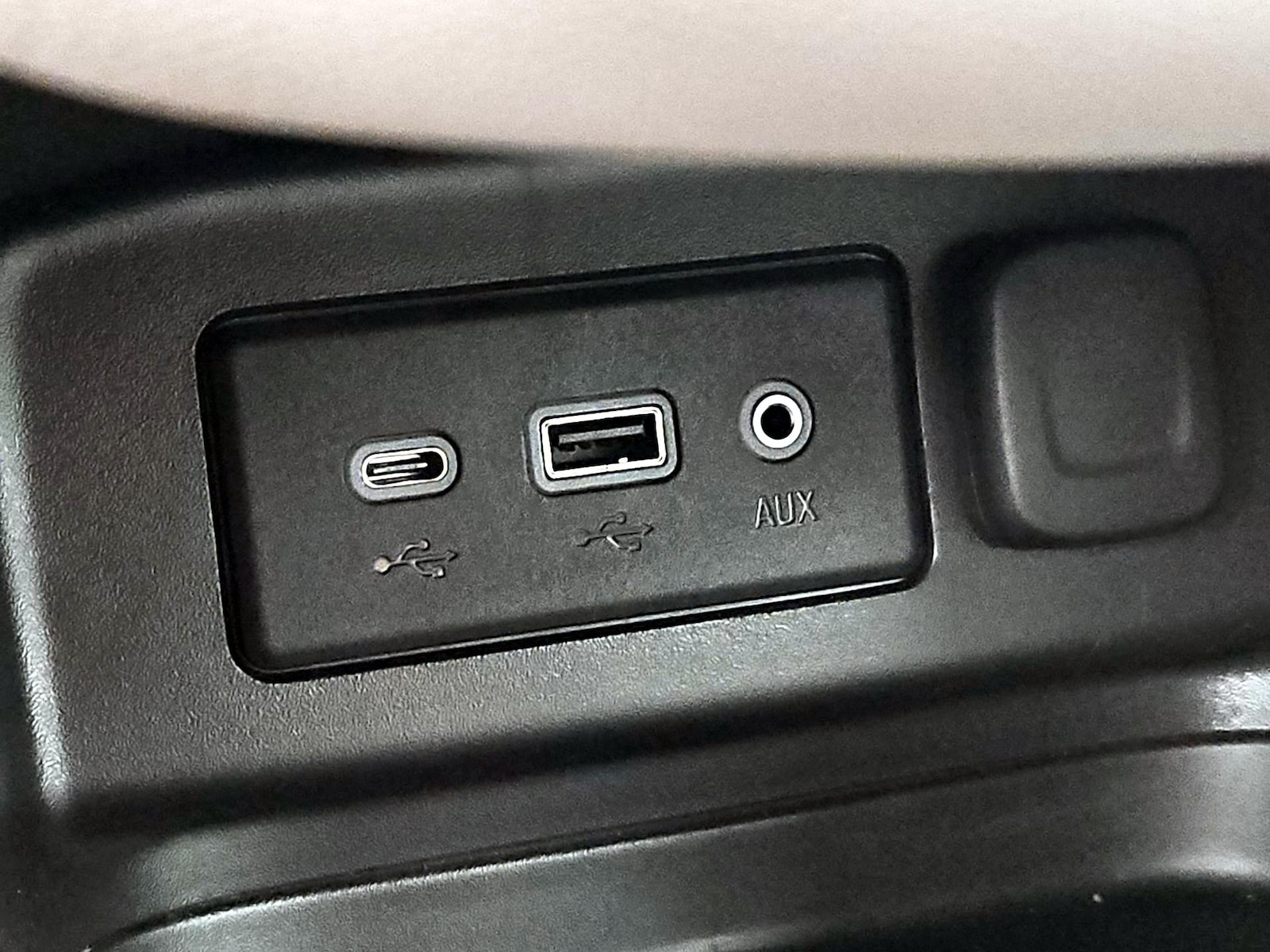 2023 Chevrolet Equinox LS - Photo 19