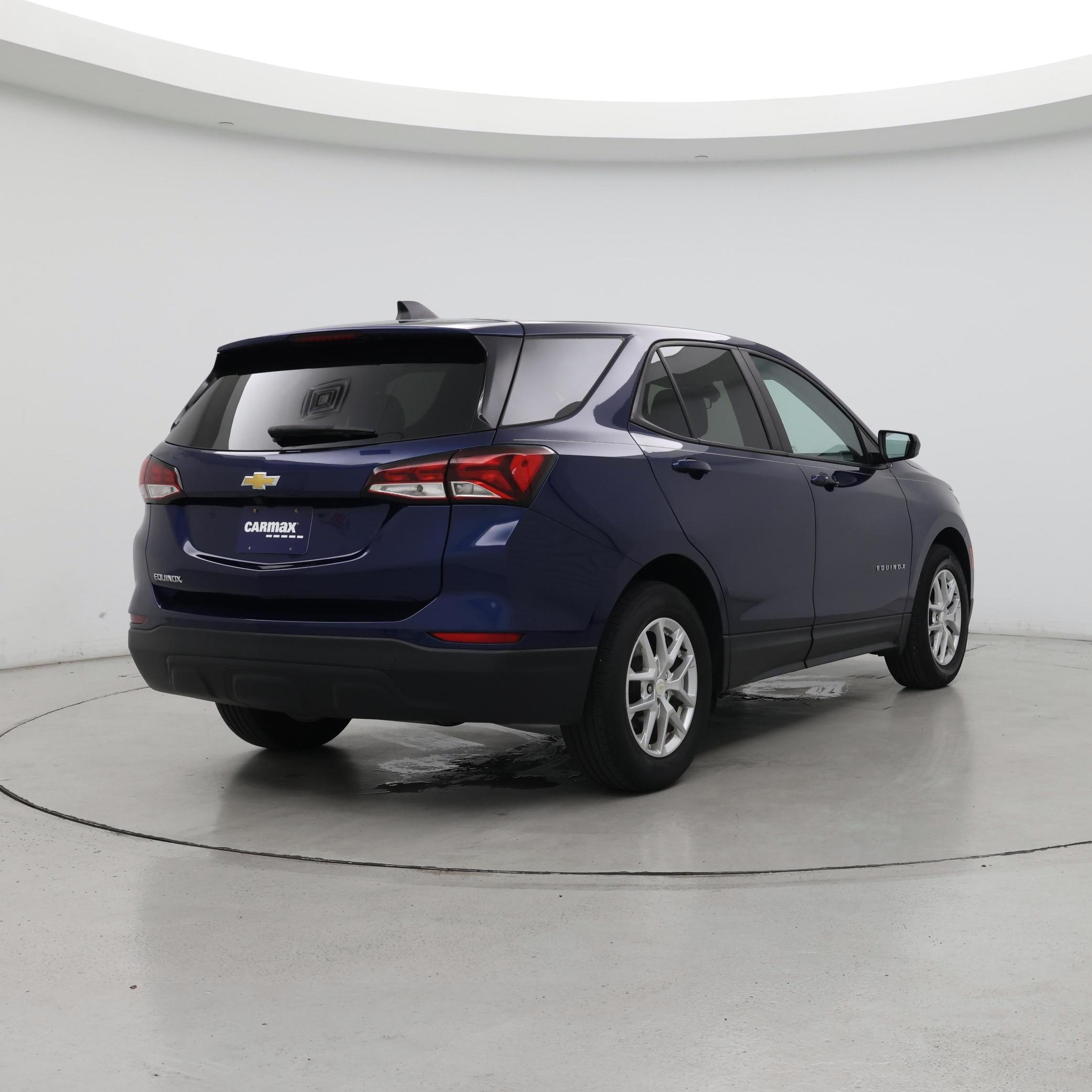 Thumbnail: 2023 Chevrolet Equinox - 8