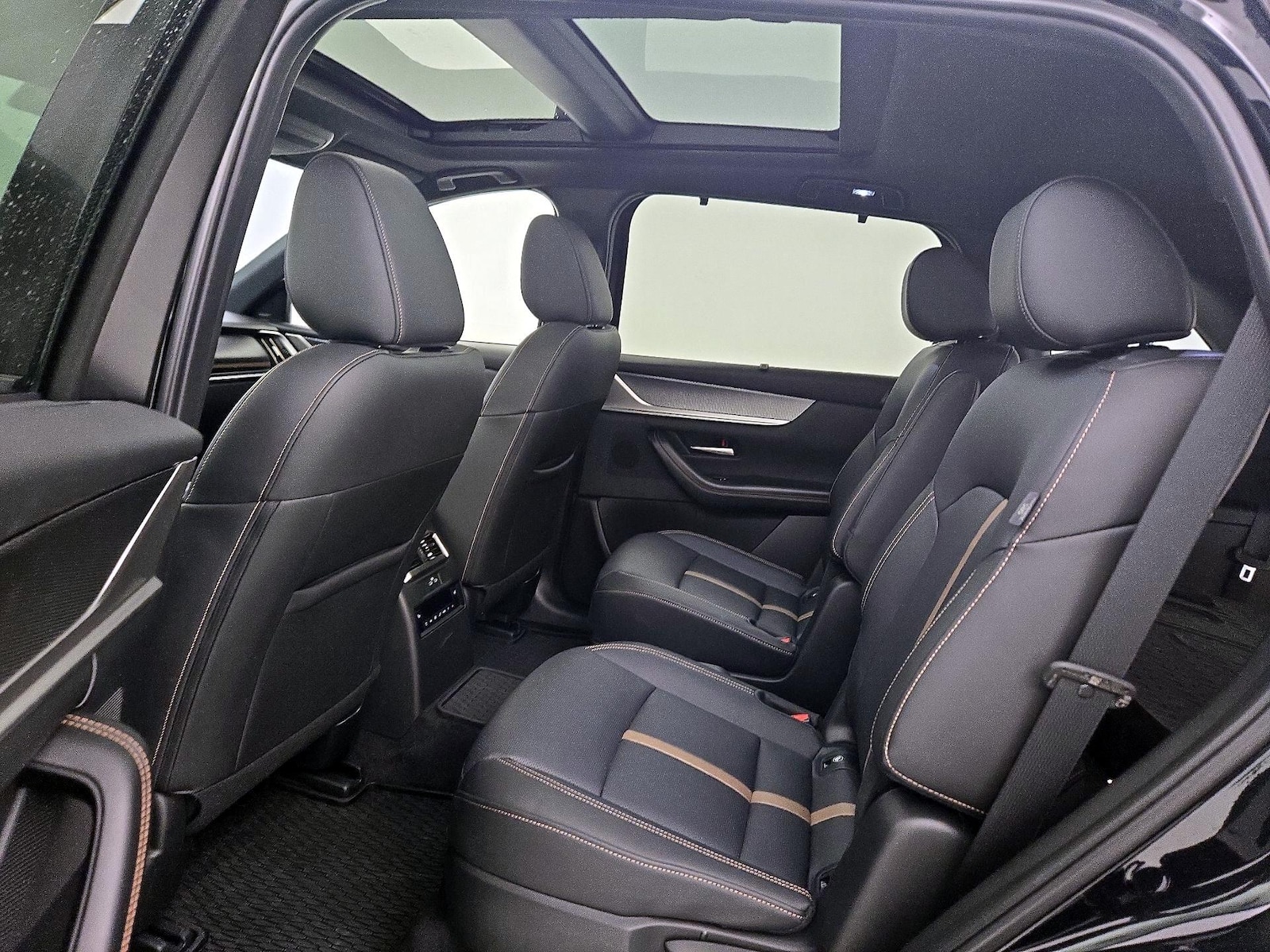 Rear Air Conditioning