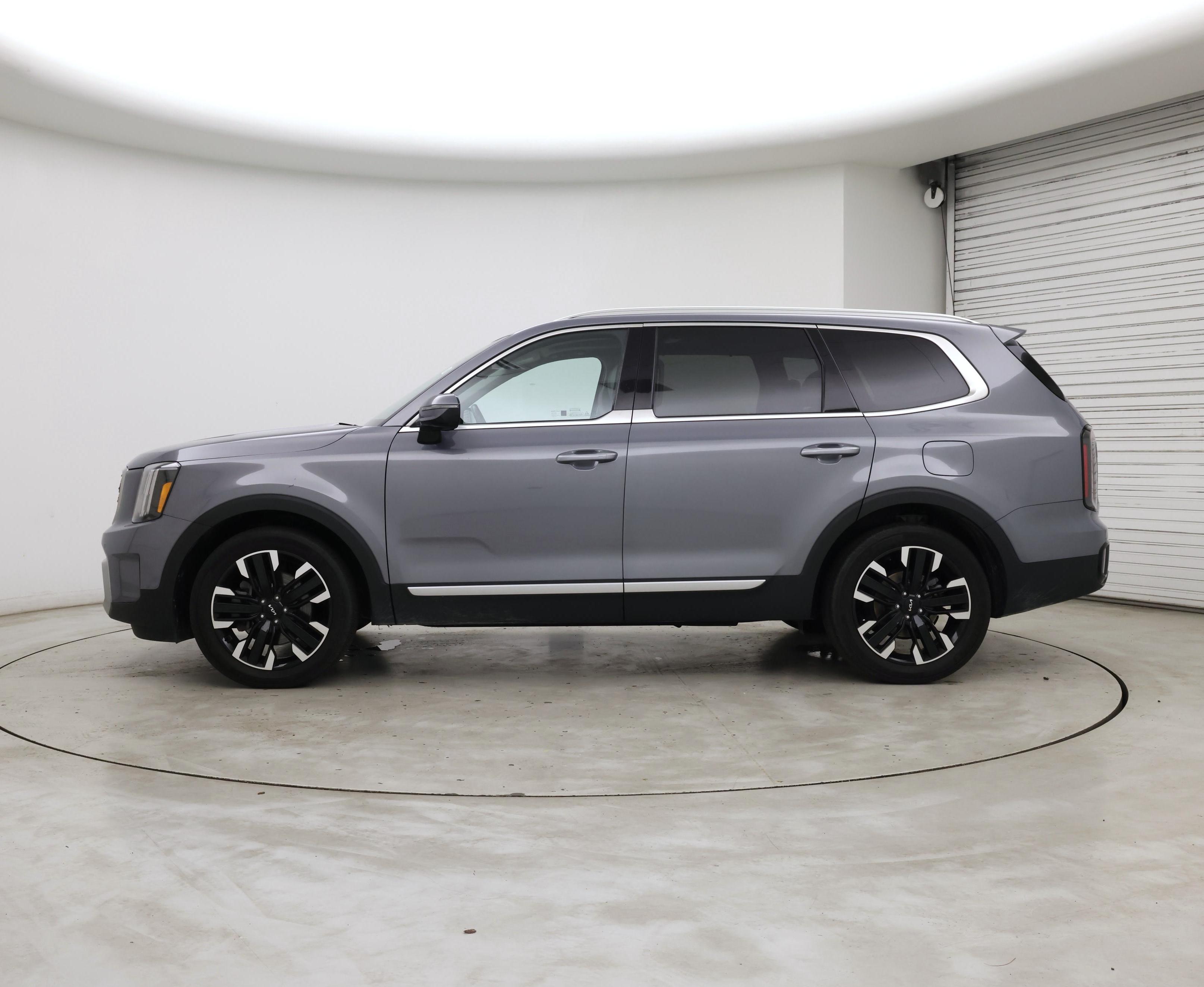 Thumbnail: 2023 Kia Telluride - 3