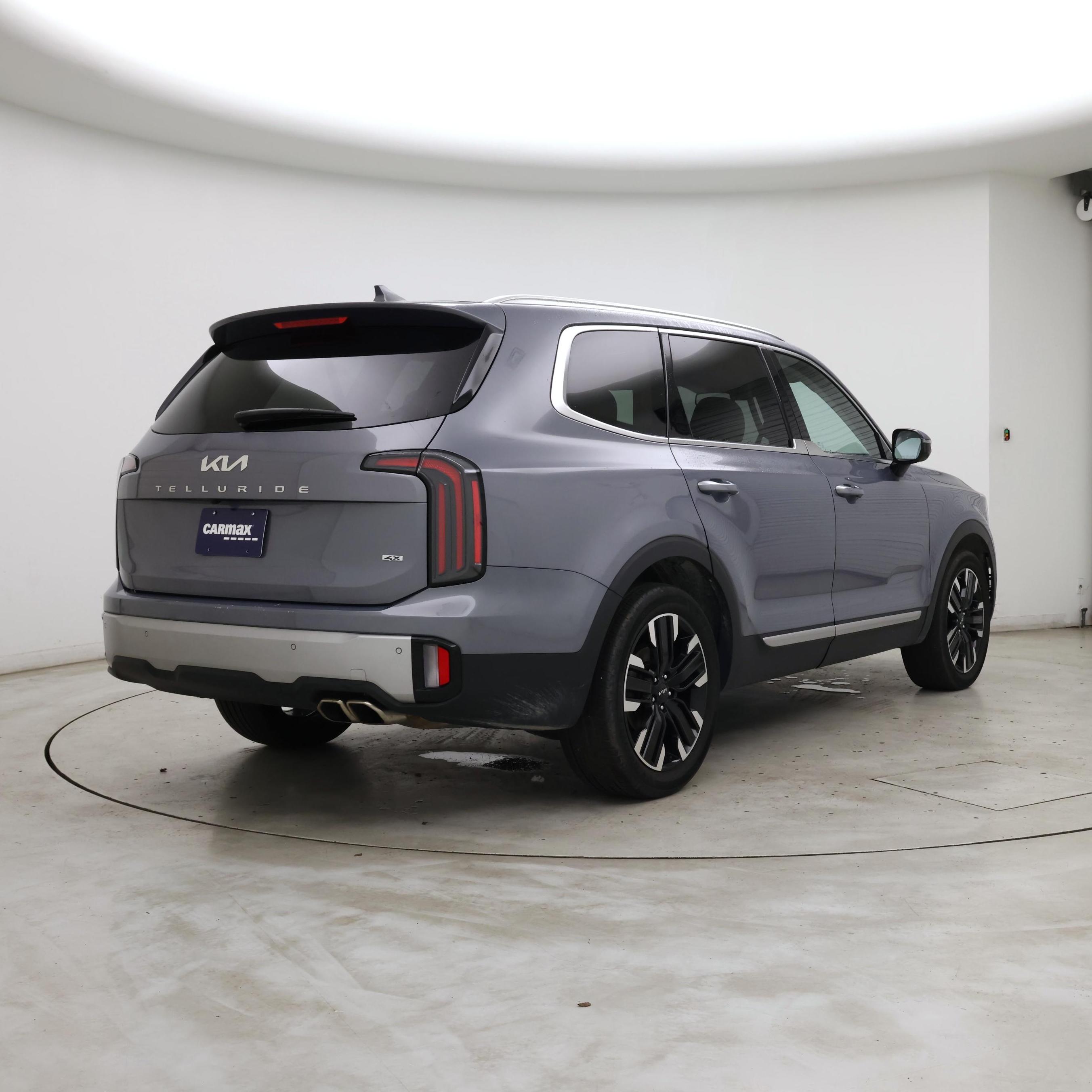 Thumbnail: 2023 Kia Telluride - 8