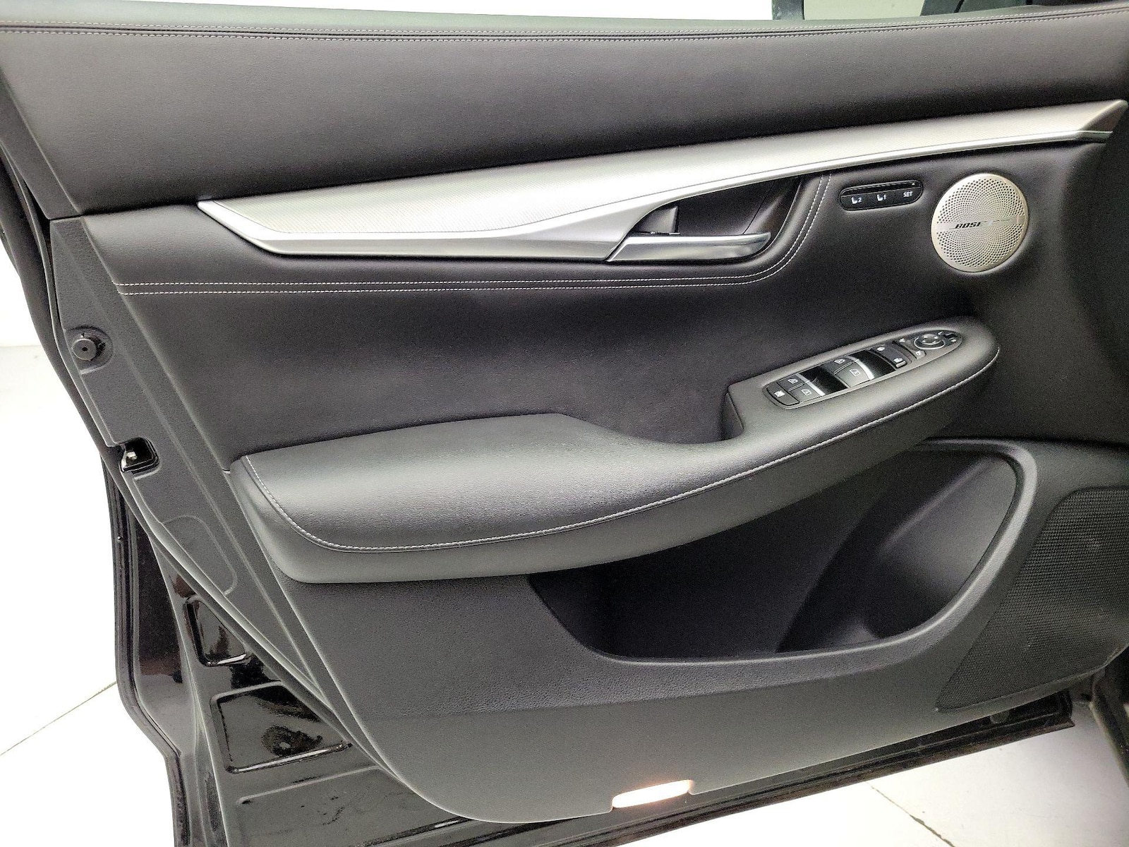 2023 INFINITI QX55 Essential - Photo 13