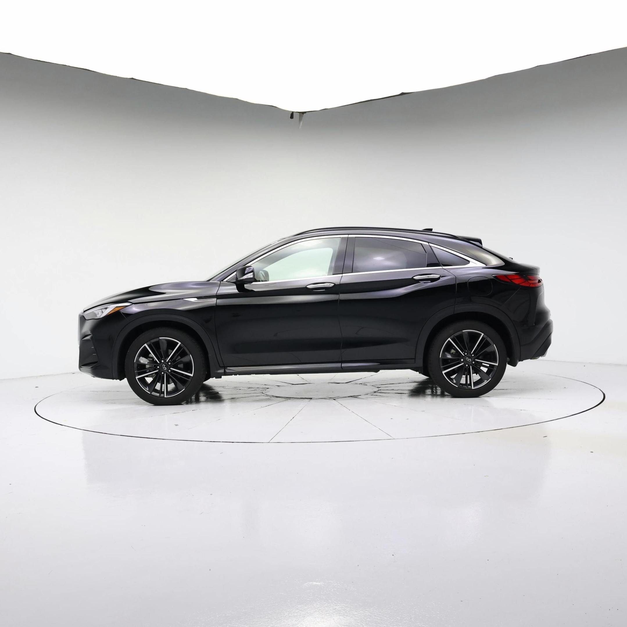 Thumbnail: 2023 INFINITI QX55 - 3