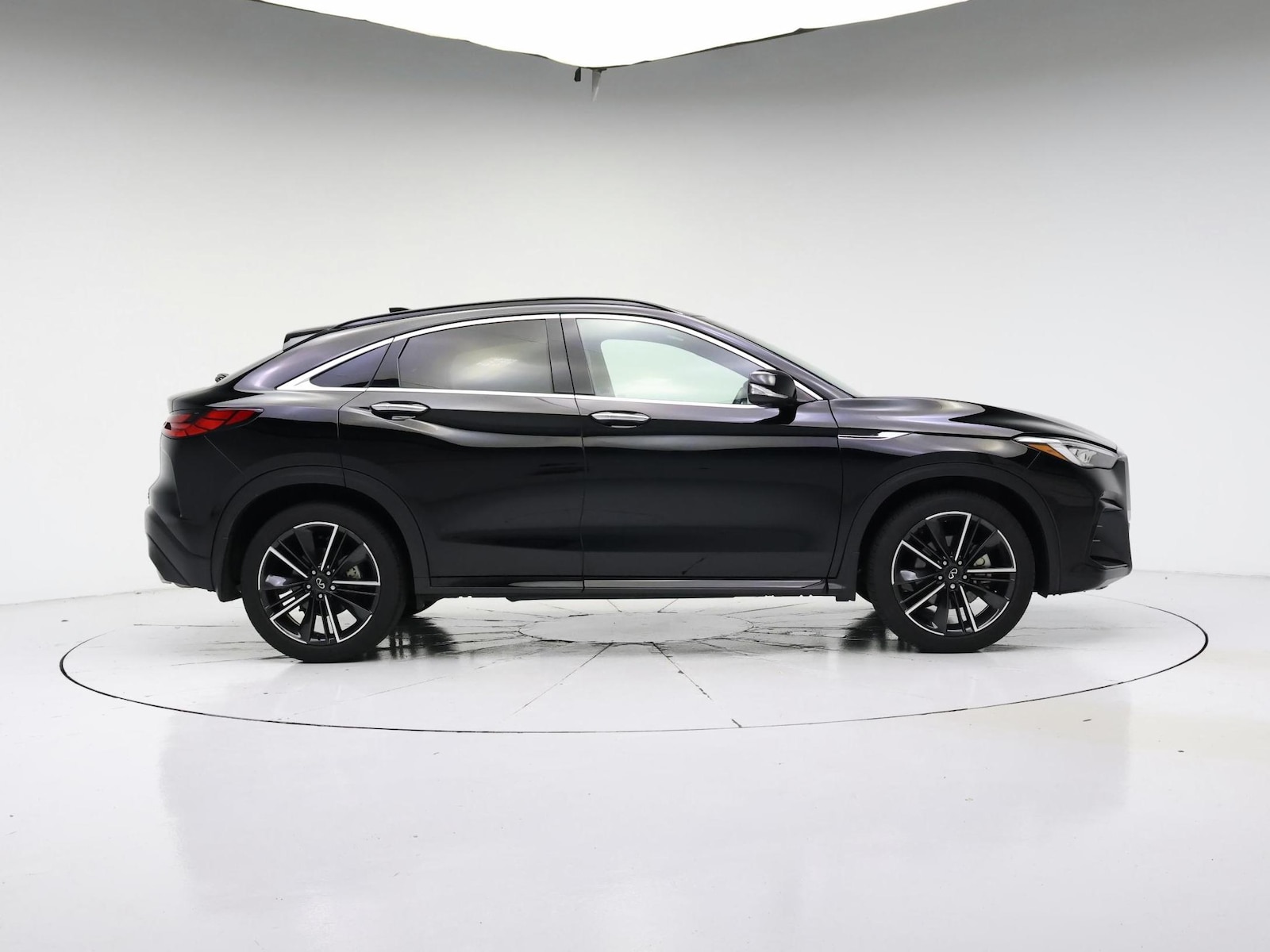 2023 INFINITI QX55 Essential - Photo 8