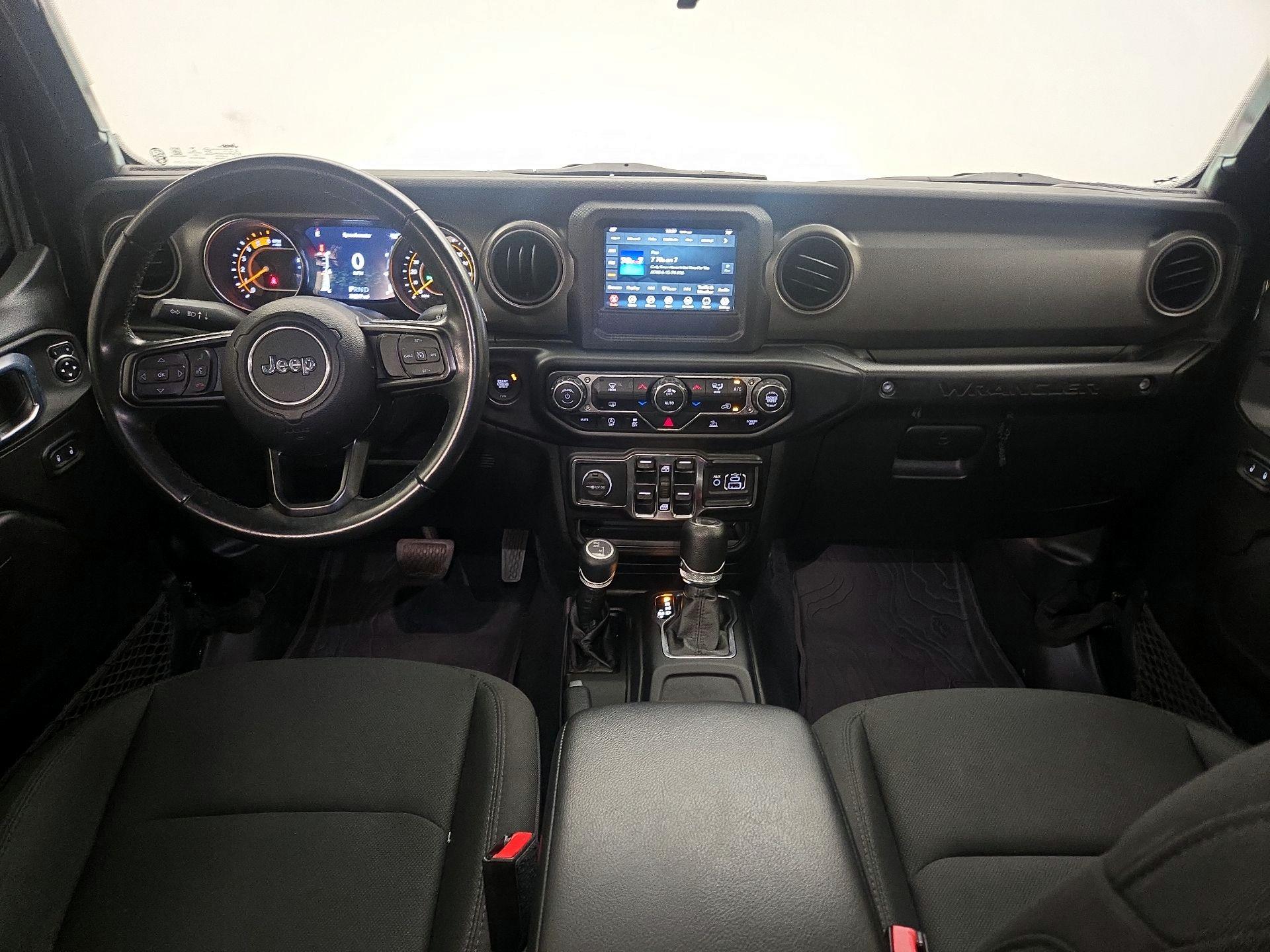 Thumbnail: 2022 Jeep Wrangler - 9